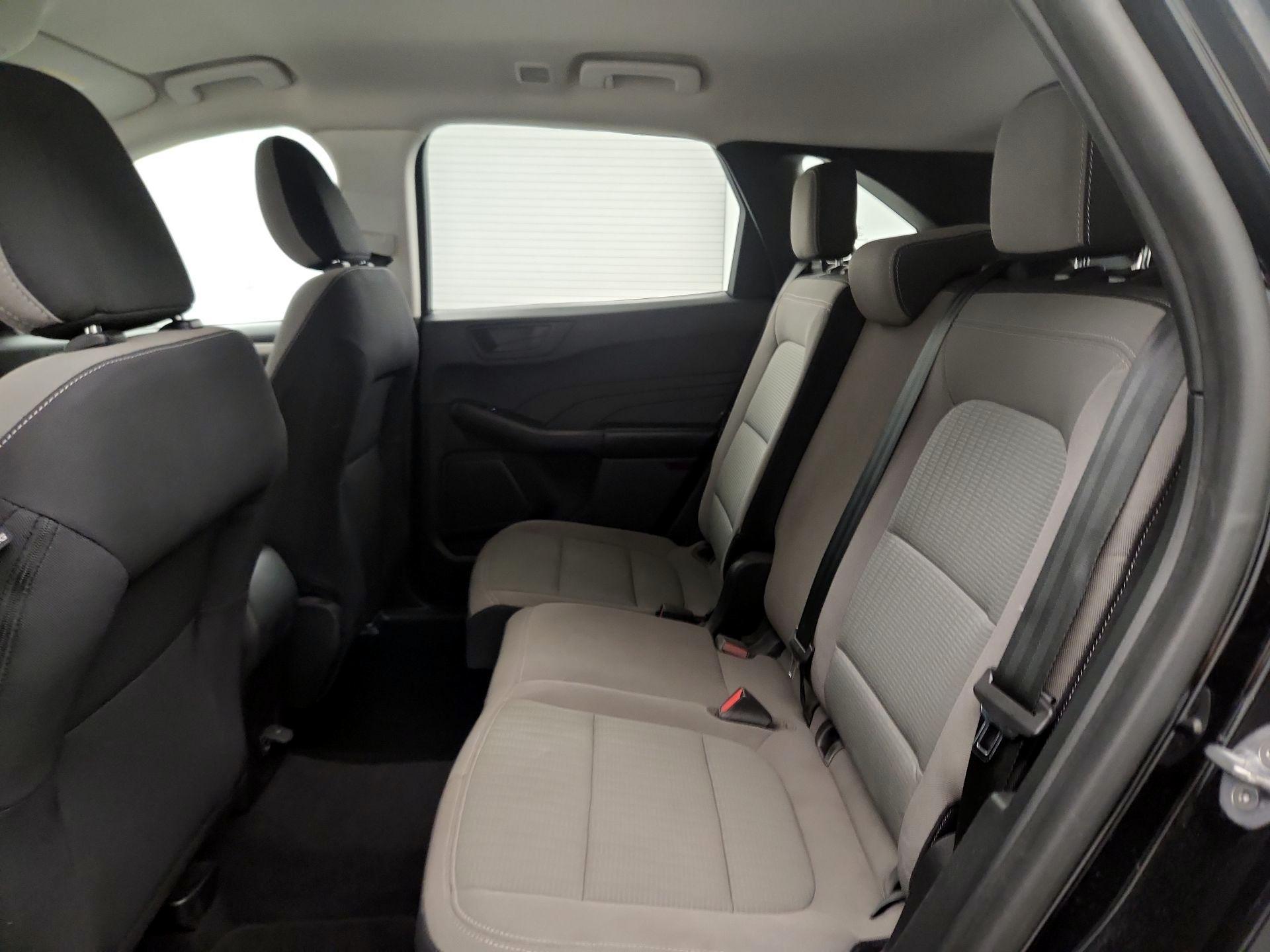 Thumbnail: 2021 Ford Escape - 18