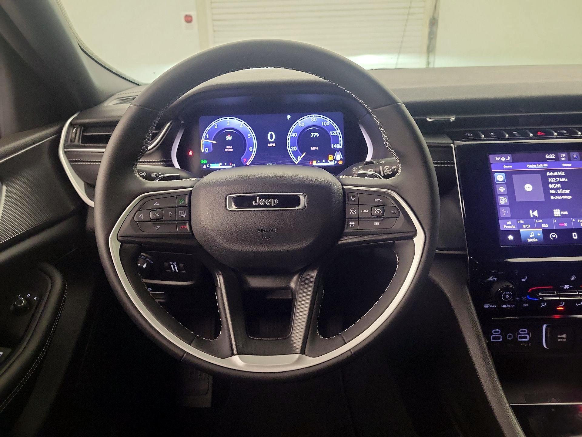 Thumbnail: 2024 Jeep Grand Cherokee - 10