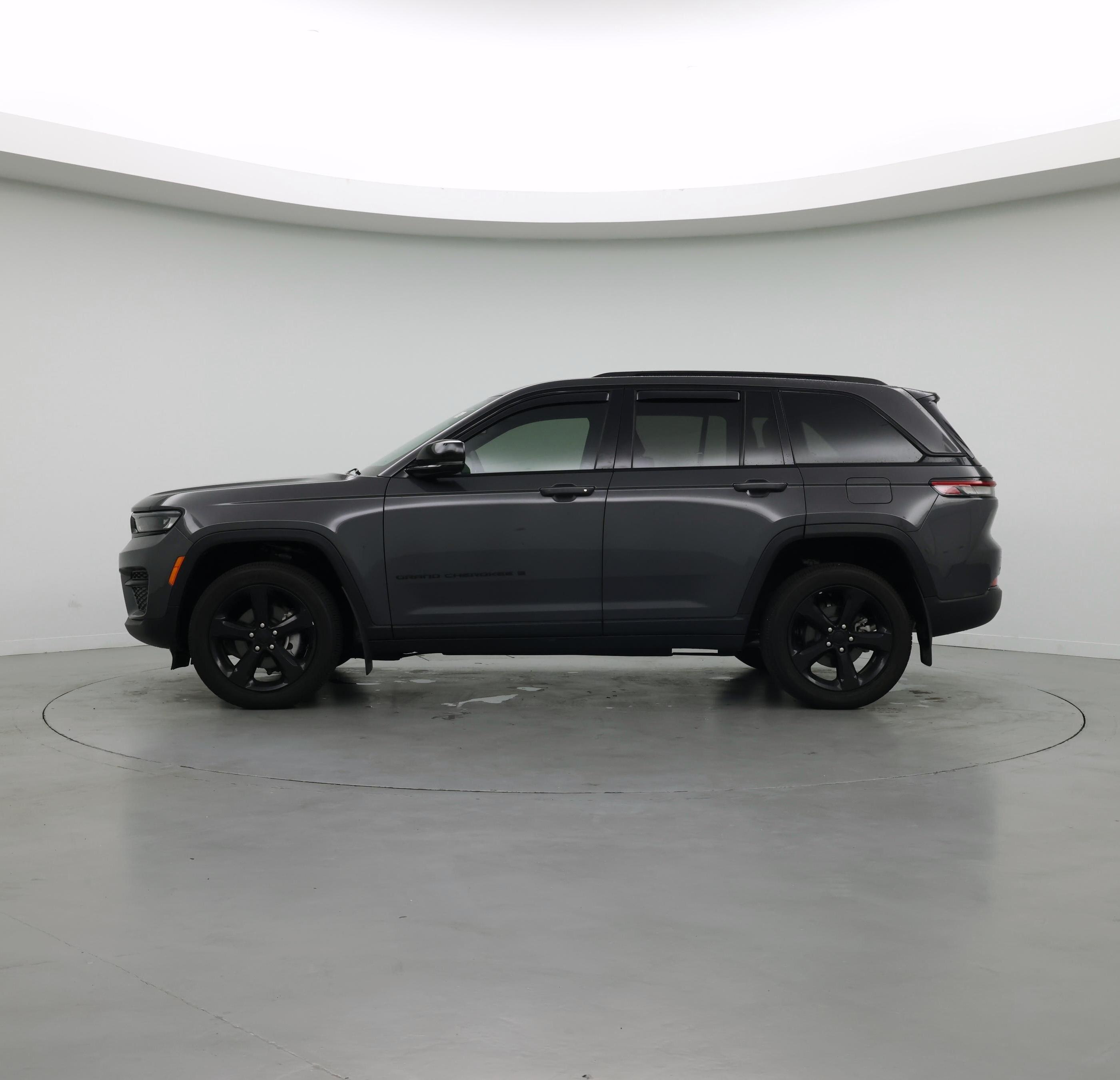 Thumbnail: 2024 Jeep Grand Cherokee - 3