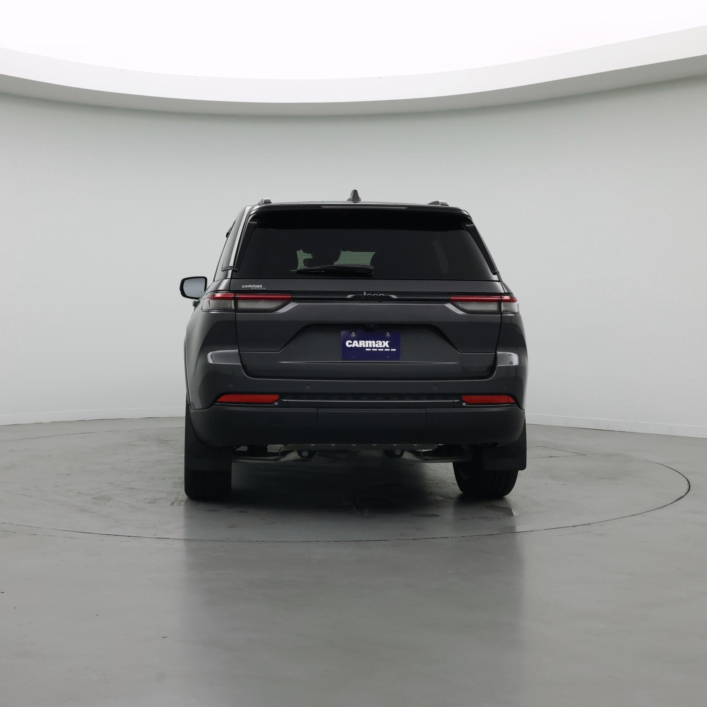 Thumbnail: 2024 Jeep Grand Cherokee - 6