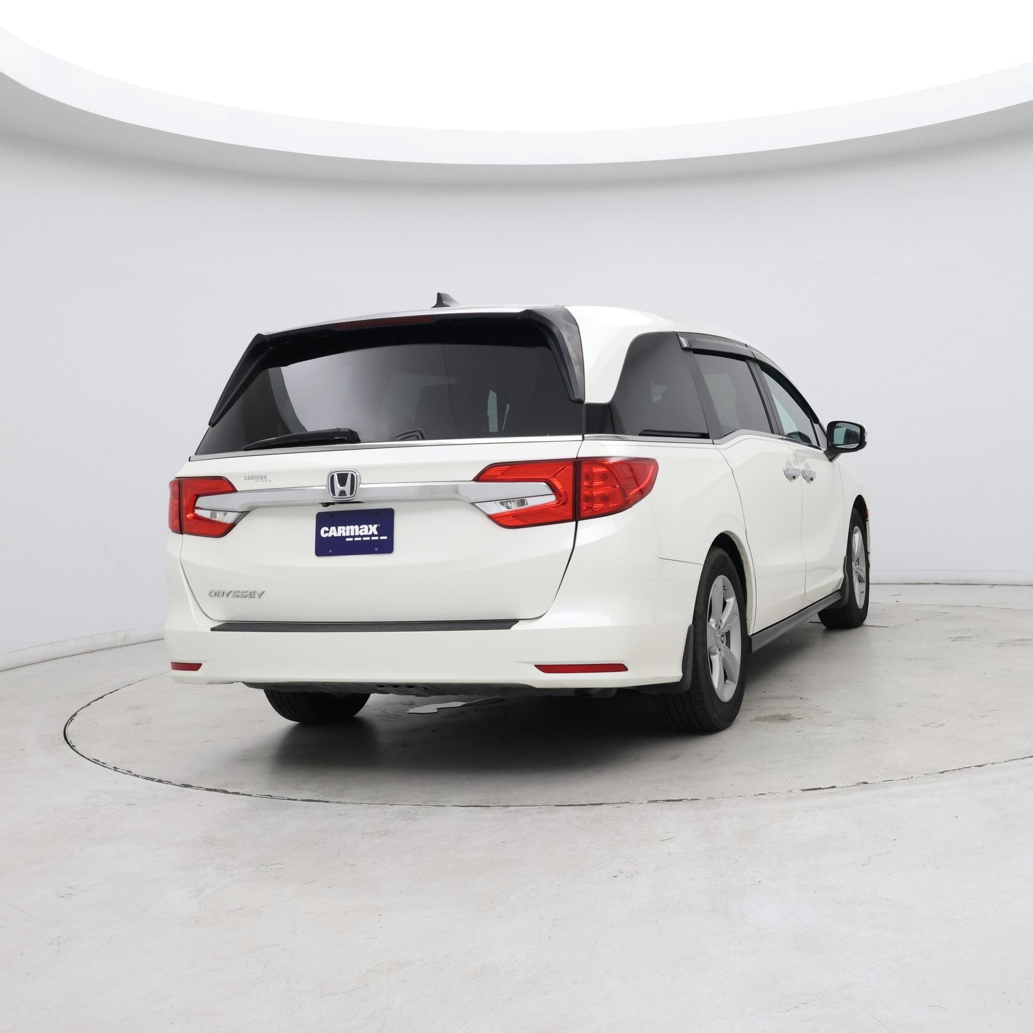 Thumbnail: 2018 Honda Odyssey - 2