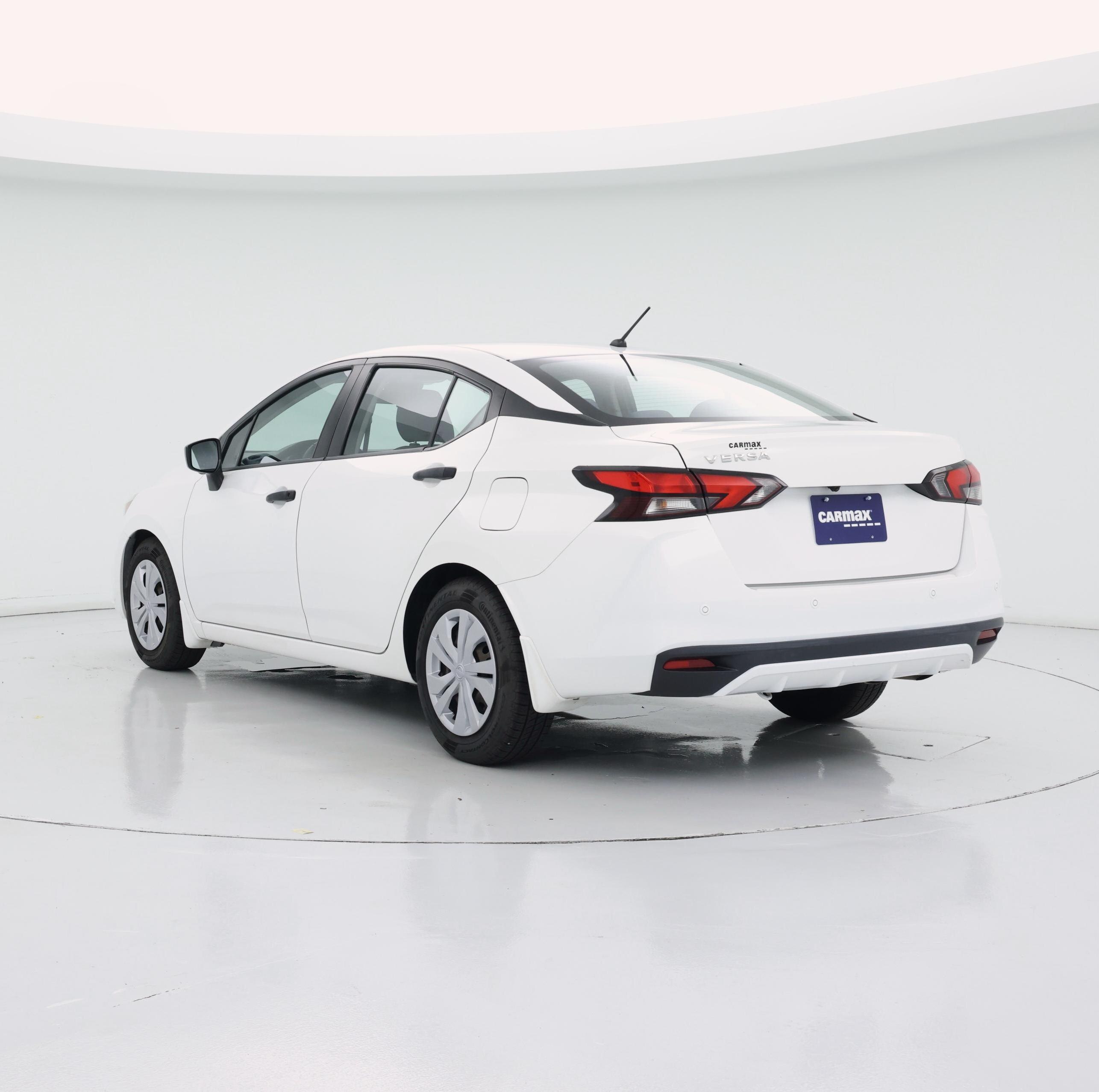 Thumbnail: 2020 Nissan Versa - 2