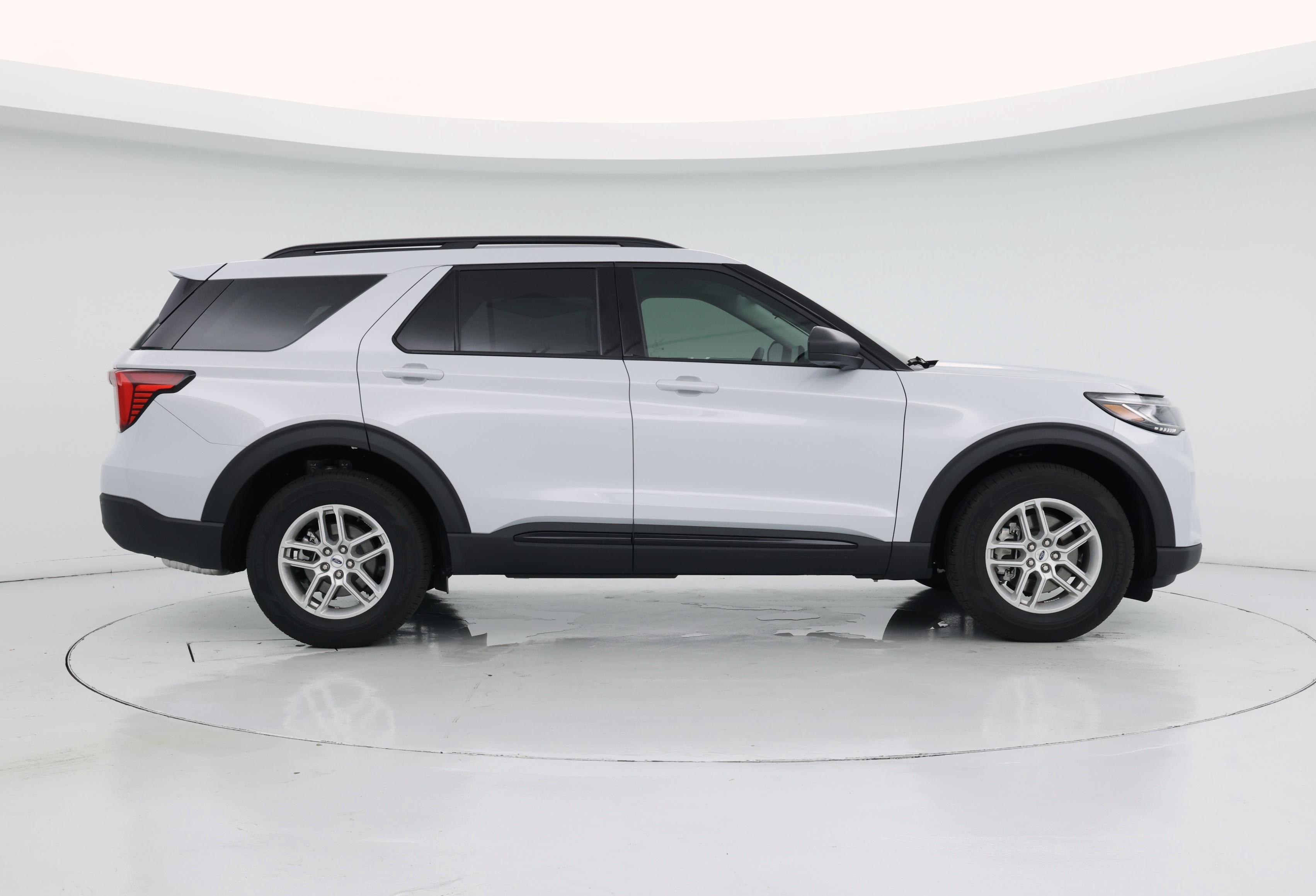 Thumbnail: 2026 Ford Explorer - 7