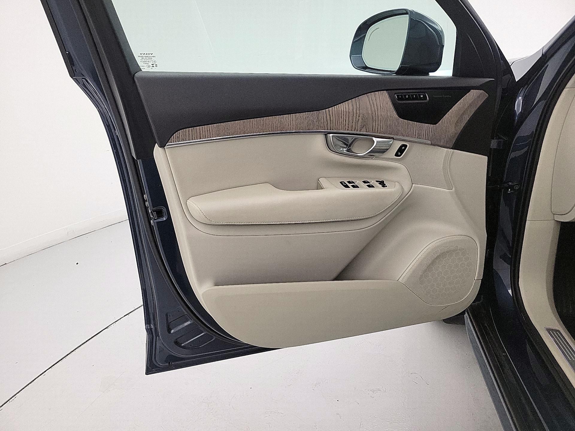 Thumbnail: 2024 Volvo XC90 - 12
