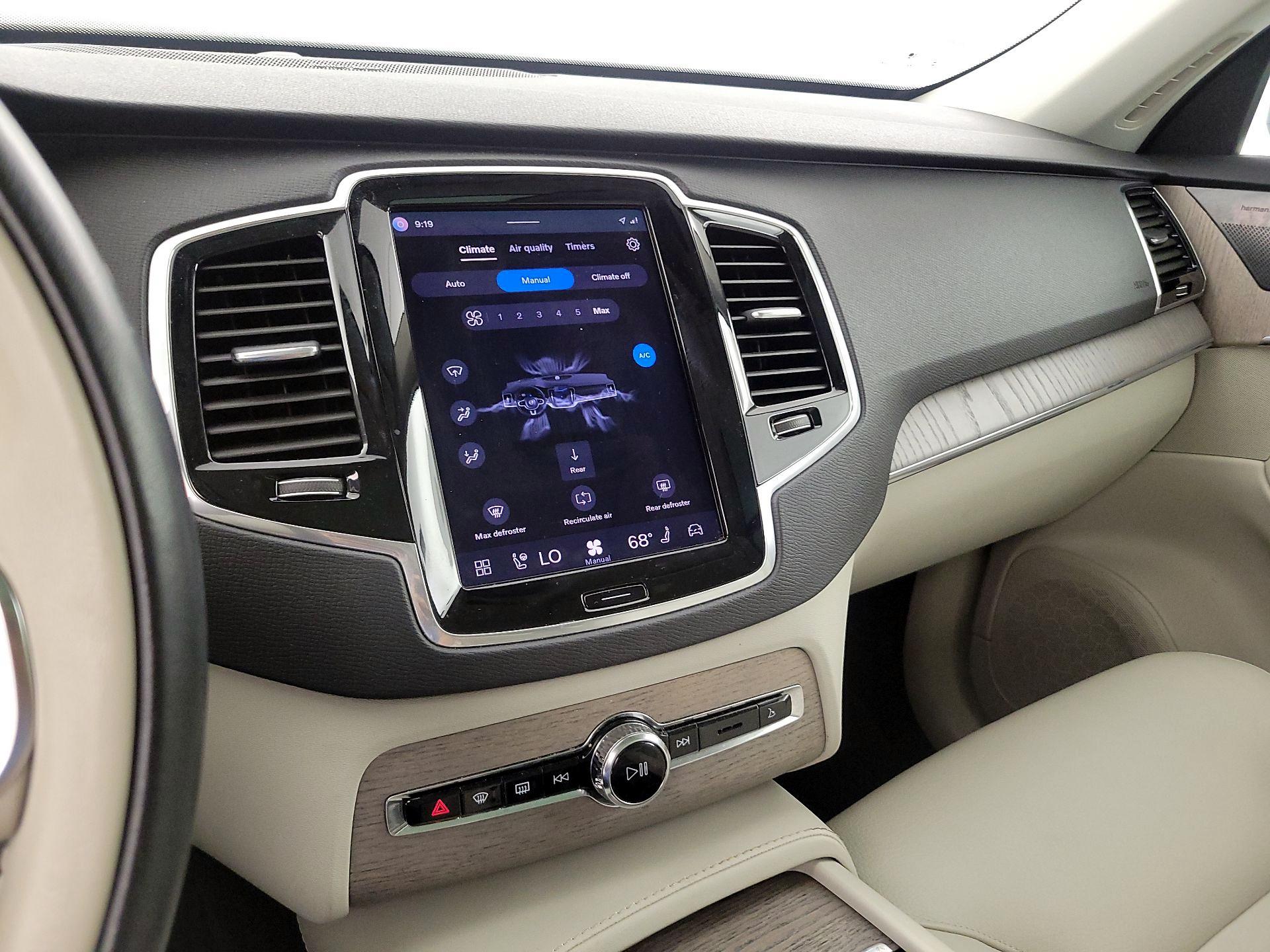 Thumbnail: 2024 Volvo XC90 - 17