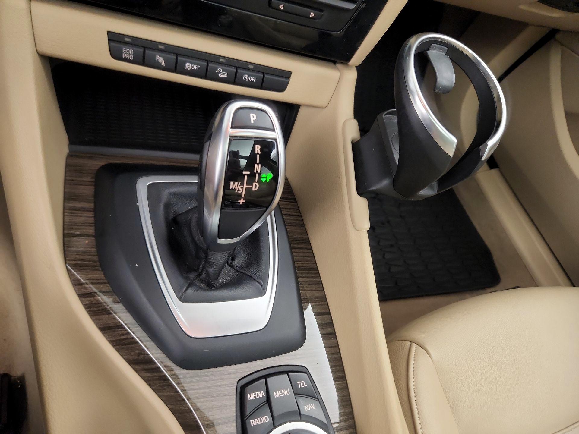 Thumbnail: 2015 BMW X1 - 17