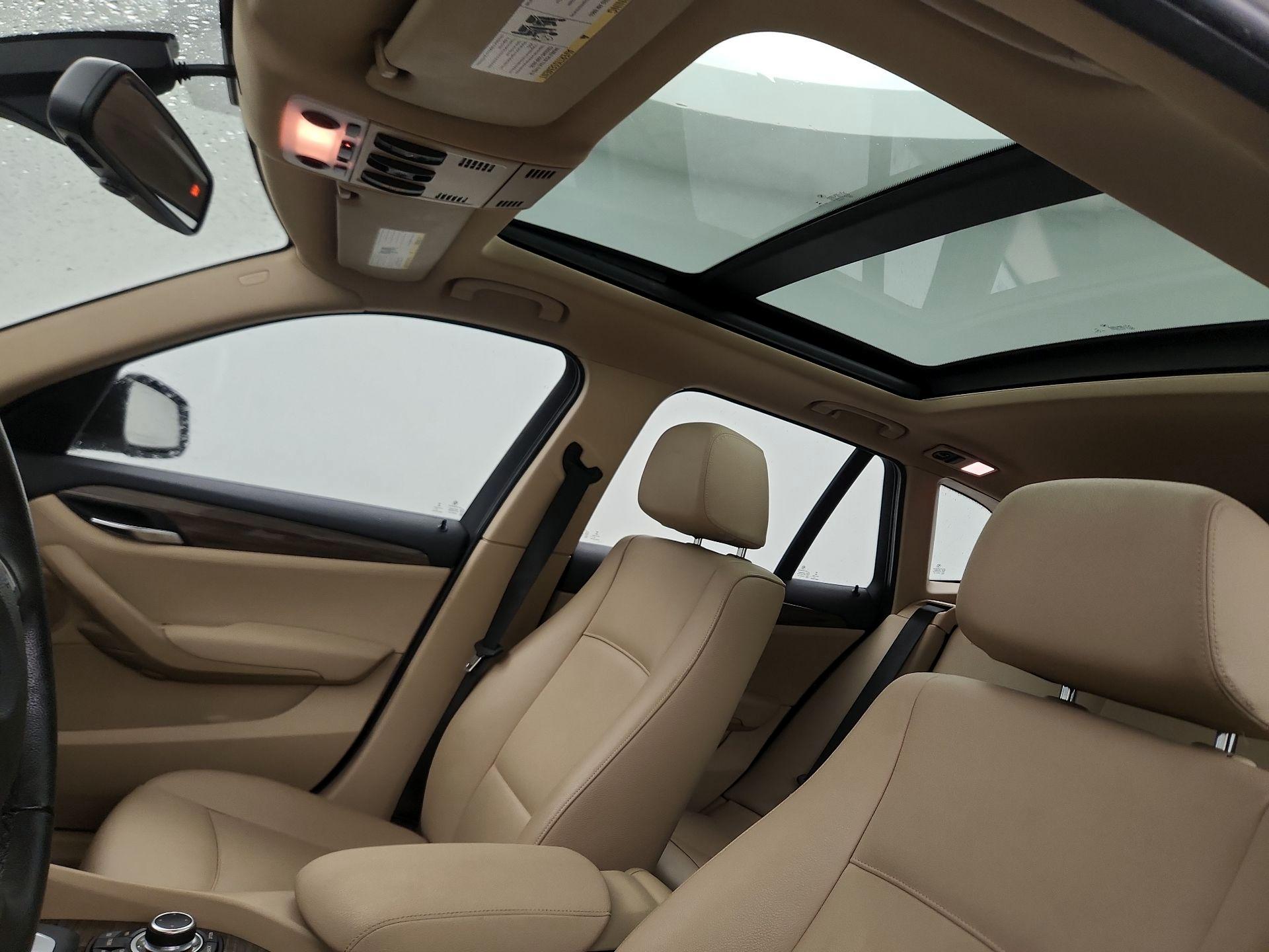 Thumbnail: 2015 BMW X1 - 19