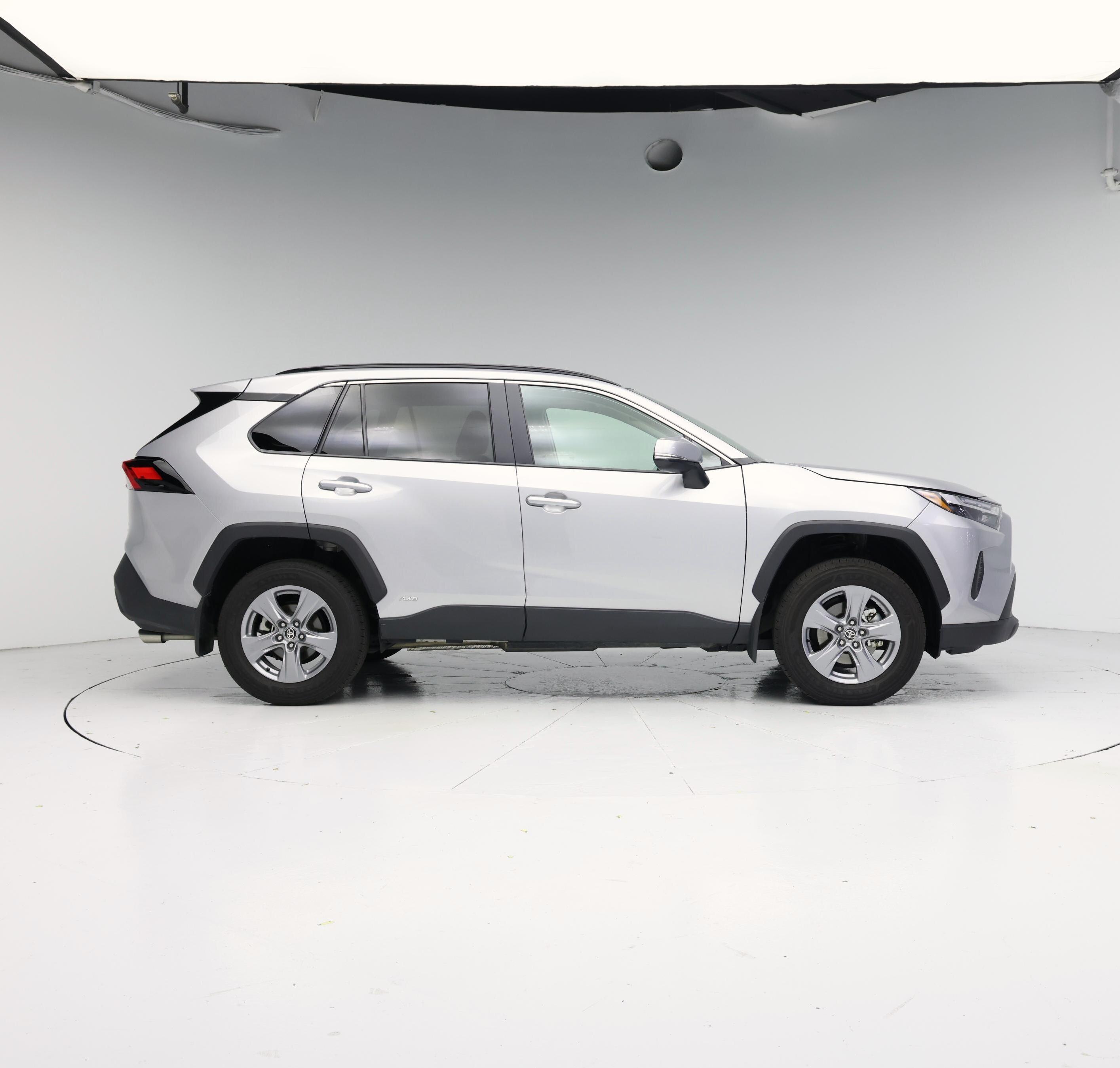 Thumbnail: 2025 Toyota RAV4 - 7
