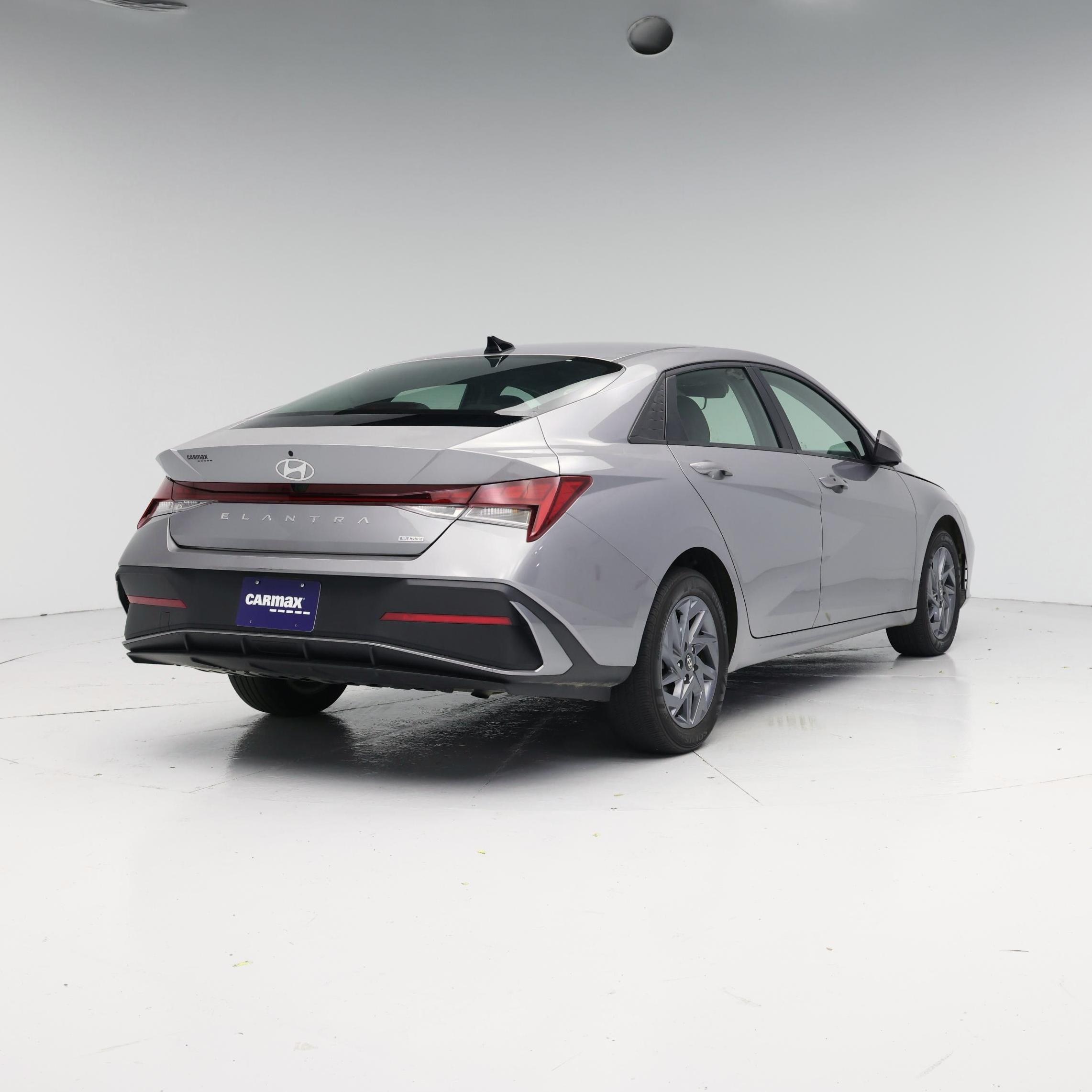 Thumbnail: 2025 Hyundai Elantra - 8