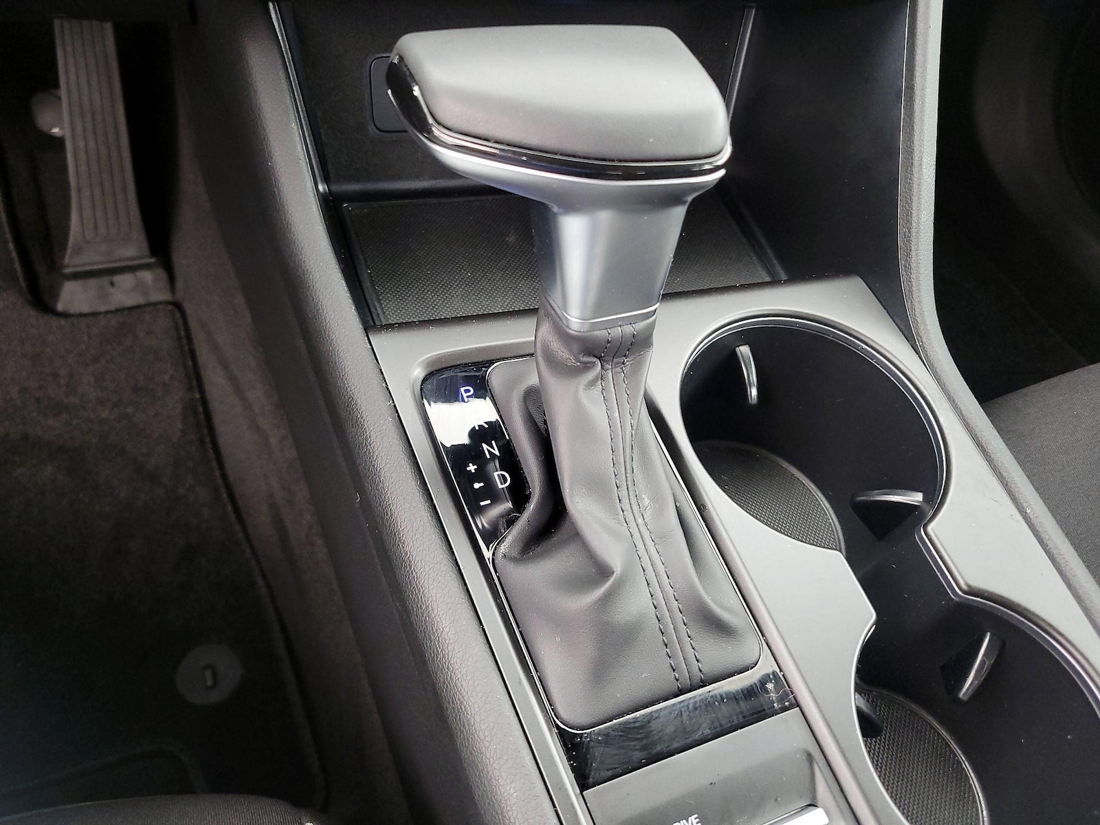 2026 Hyundai Sonata SE - Photo 18