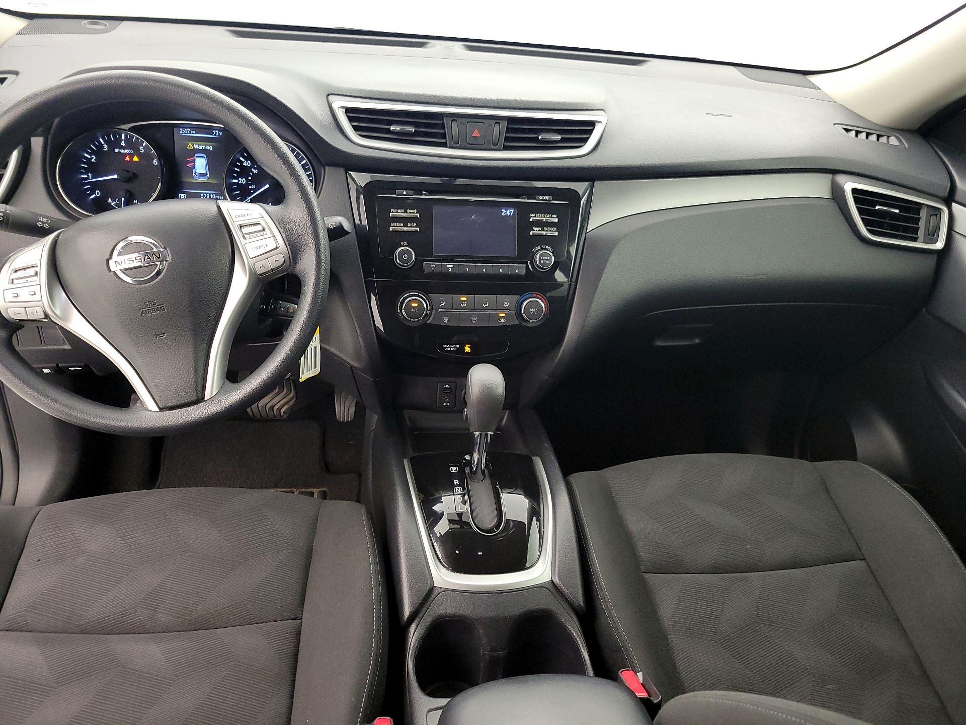 Thumbnail: 2016 Nissan Rogue - 9