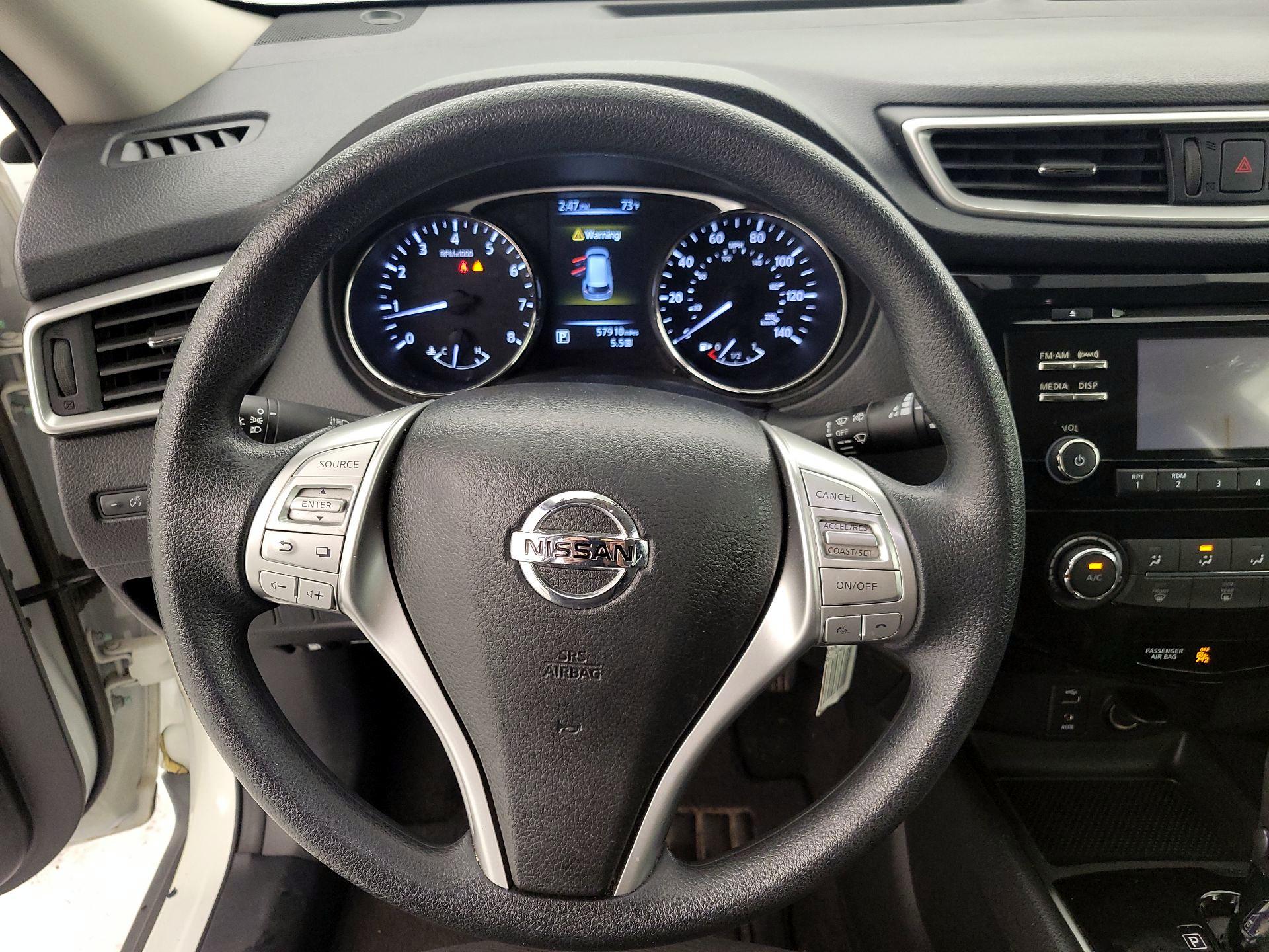 Thumbnail: 2016 Nissan Rogue - 10