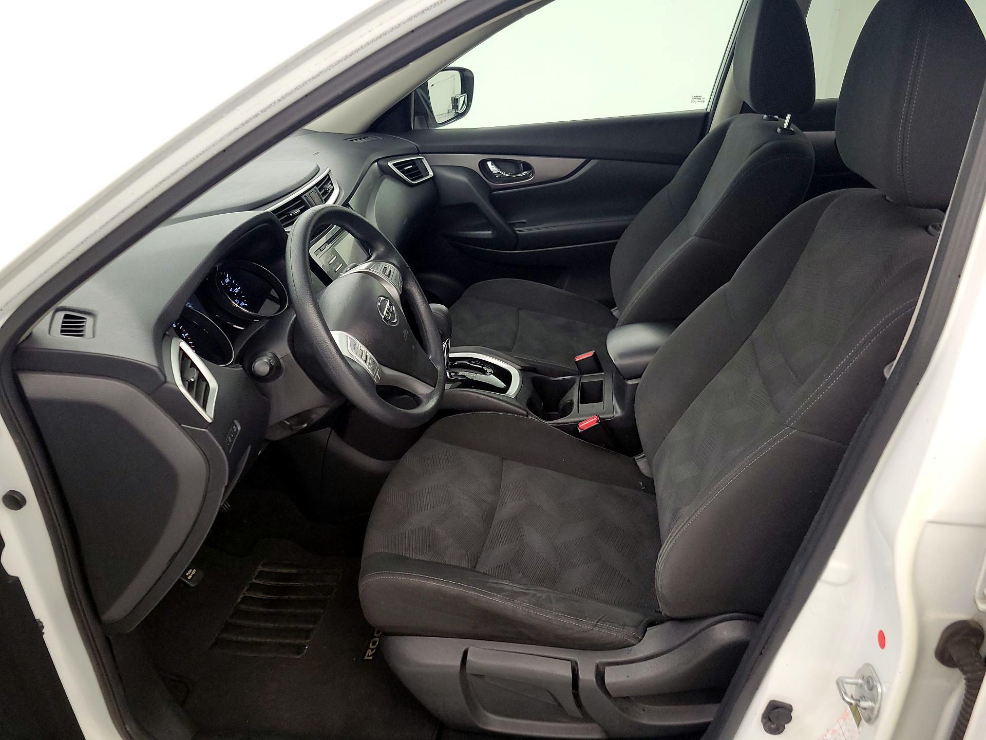Thumbnail: 2016 Nissan Rogue - 11