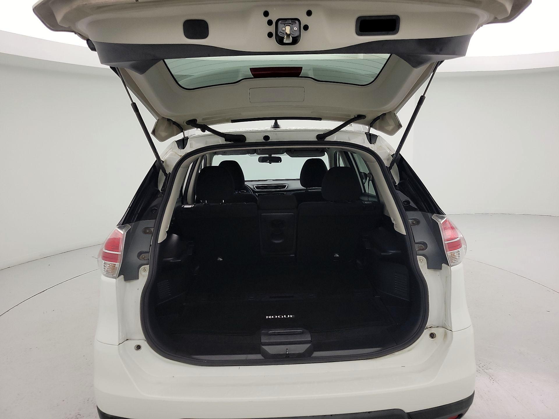 Thumbnail: 2016 Nissan Rogue - 20