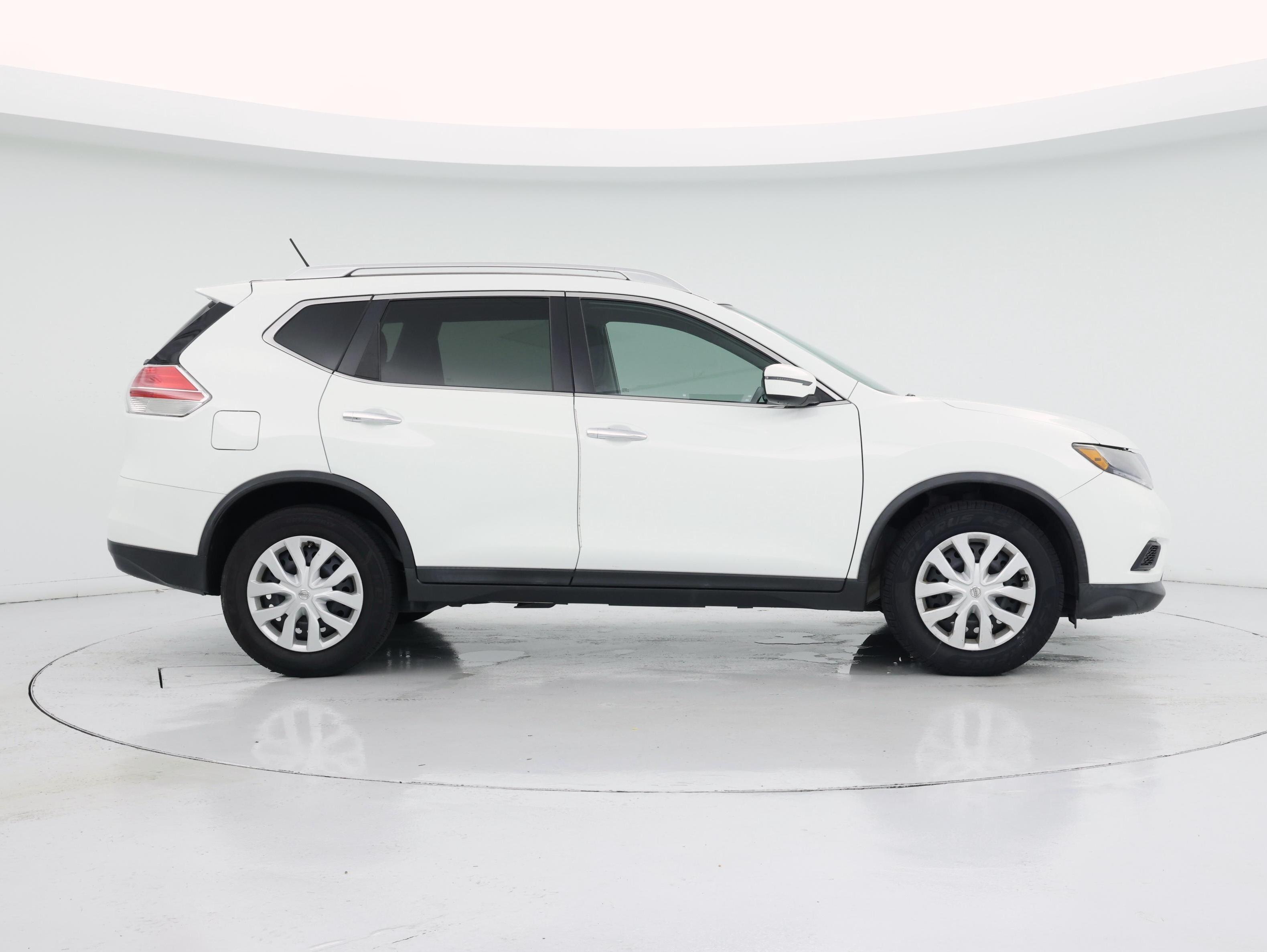 Thumbnail: 2016 Nissan Rogue - 7