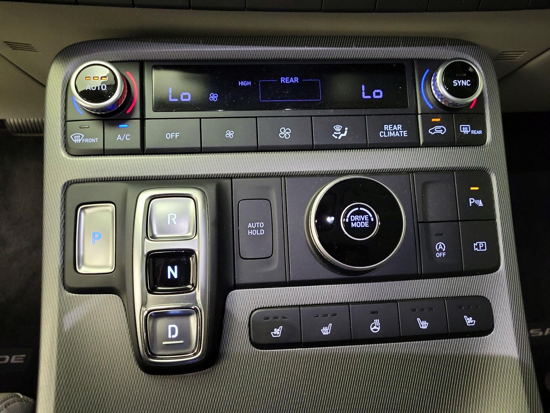 Thumbnail: 2024 Hyundai Palisade - 17