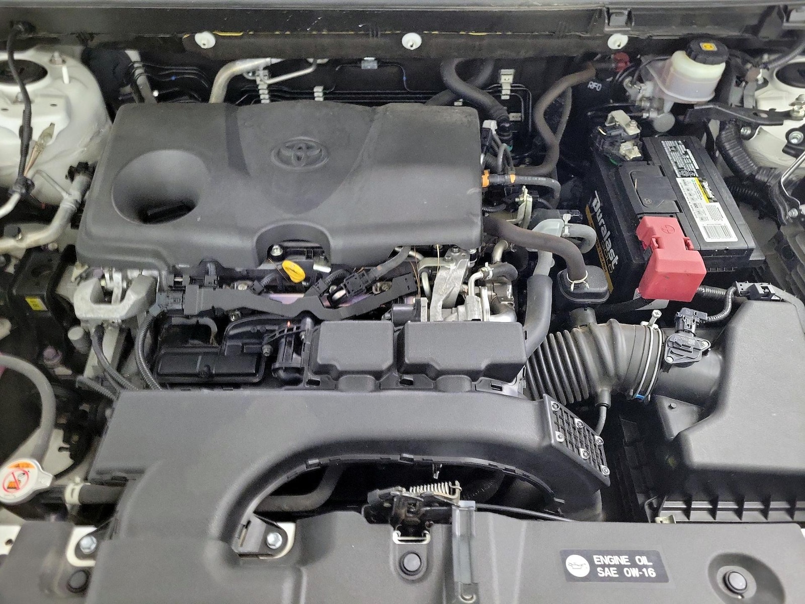 2020 Toyota RAV4 XLE - Photo 23