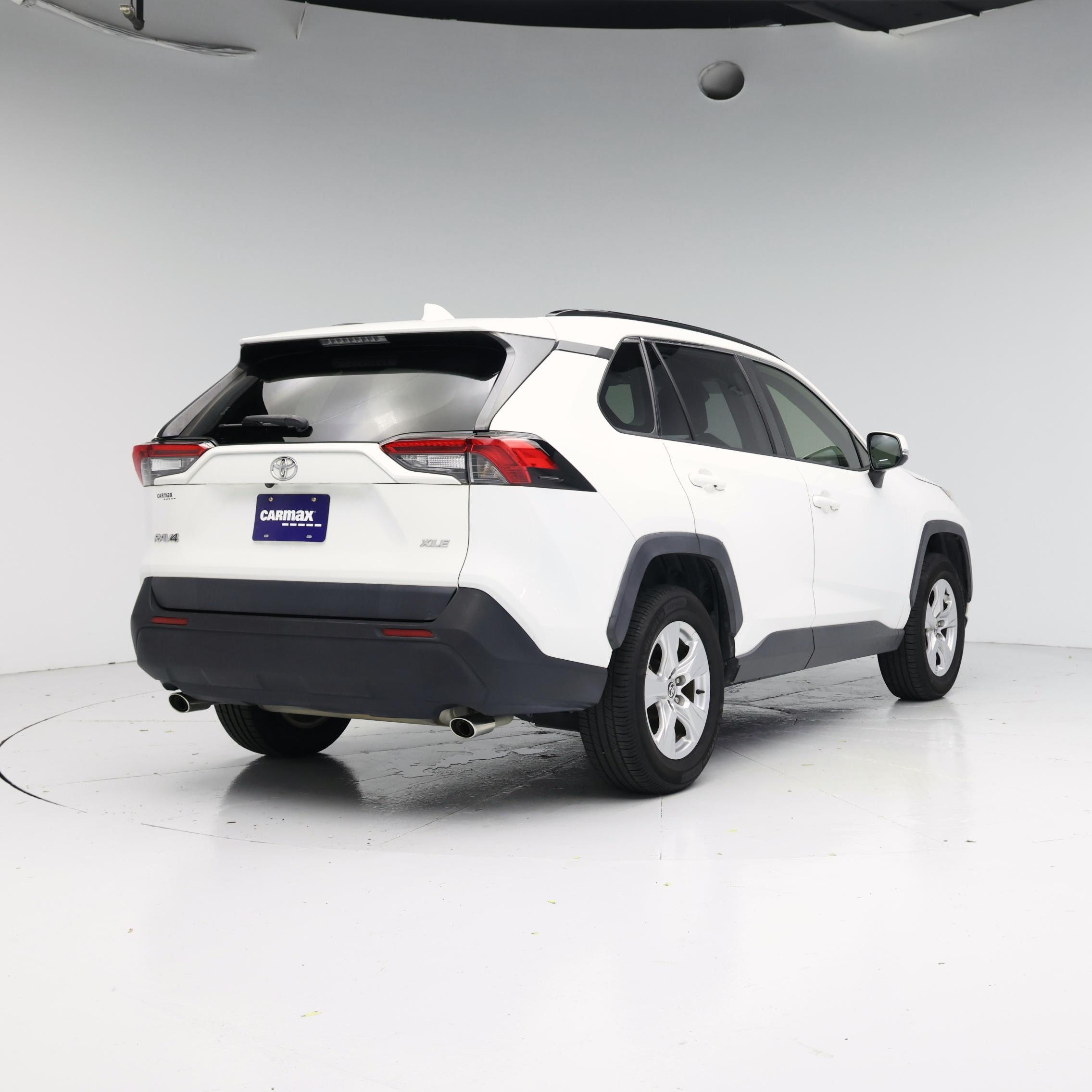 Thumbnail: 2020 Toyota RAV4 - 8