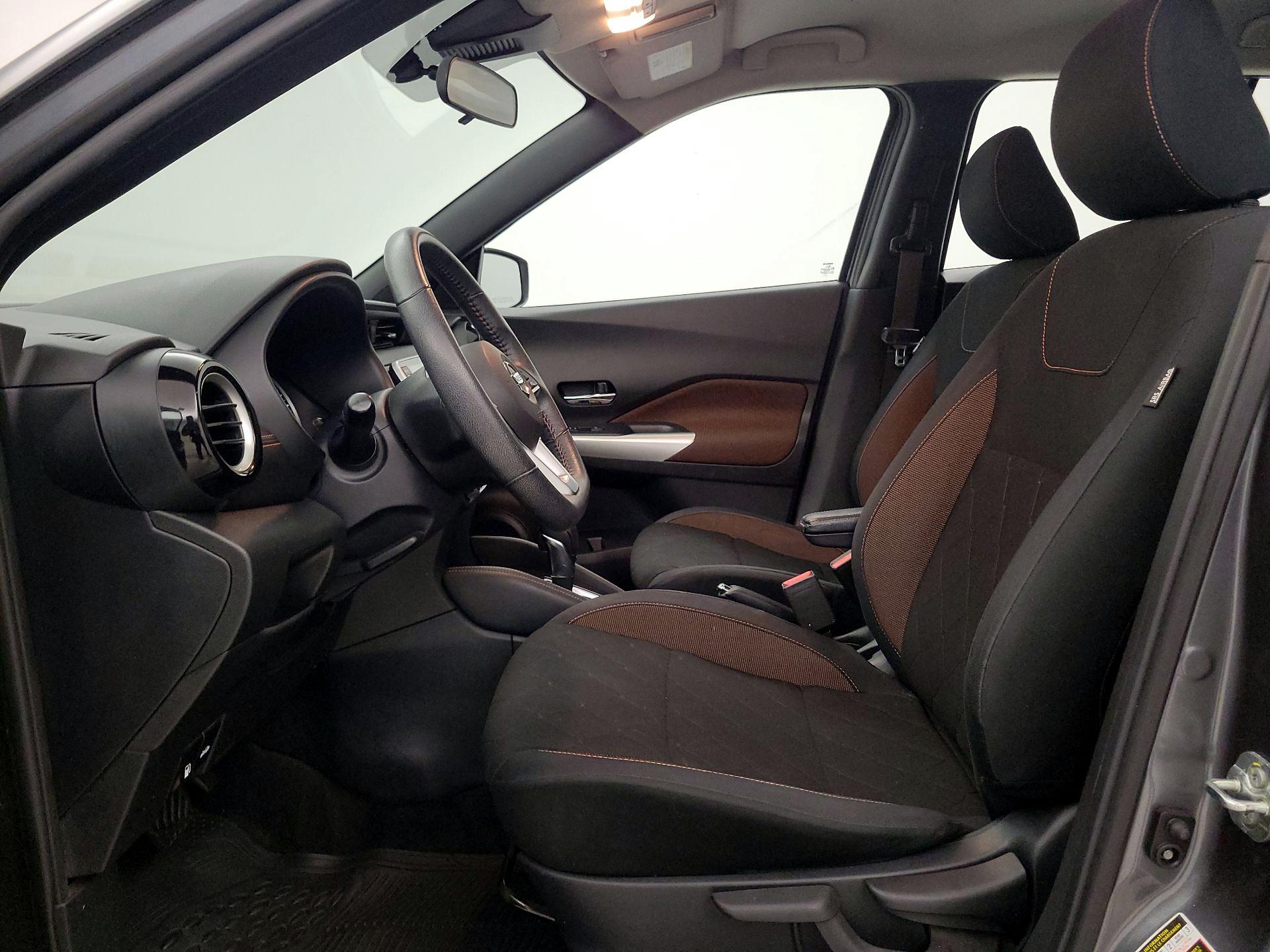 Thumbnail: 2020 Nissan Kicks - 9