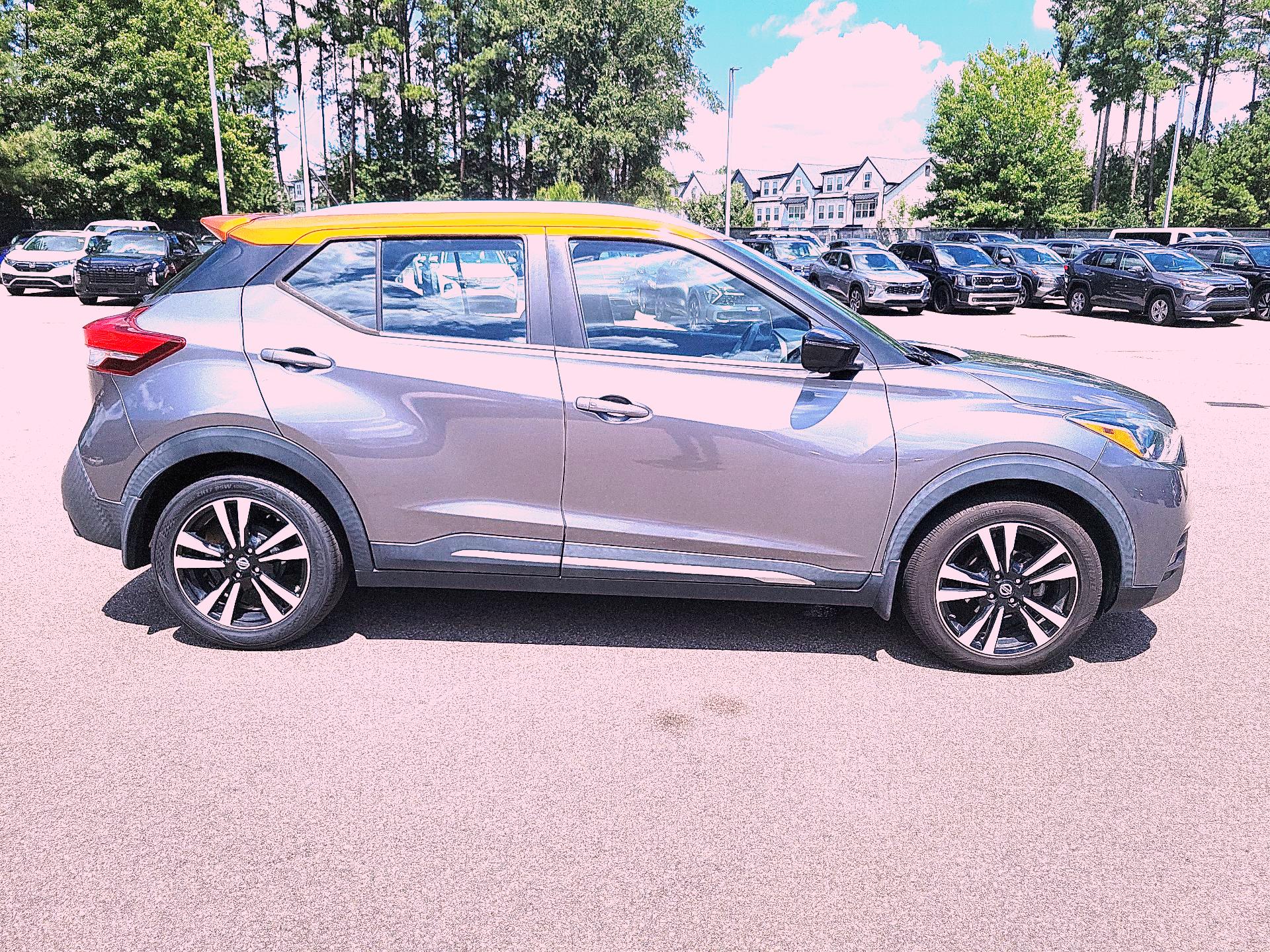 Thumbnail: 2020 Nissan Kicks - 4