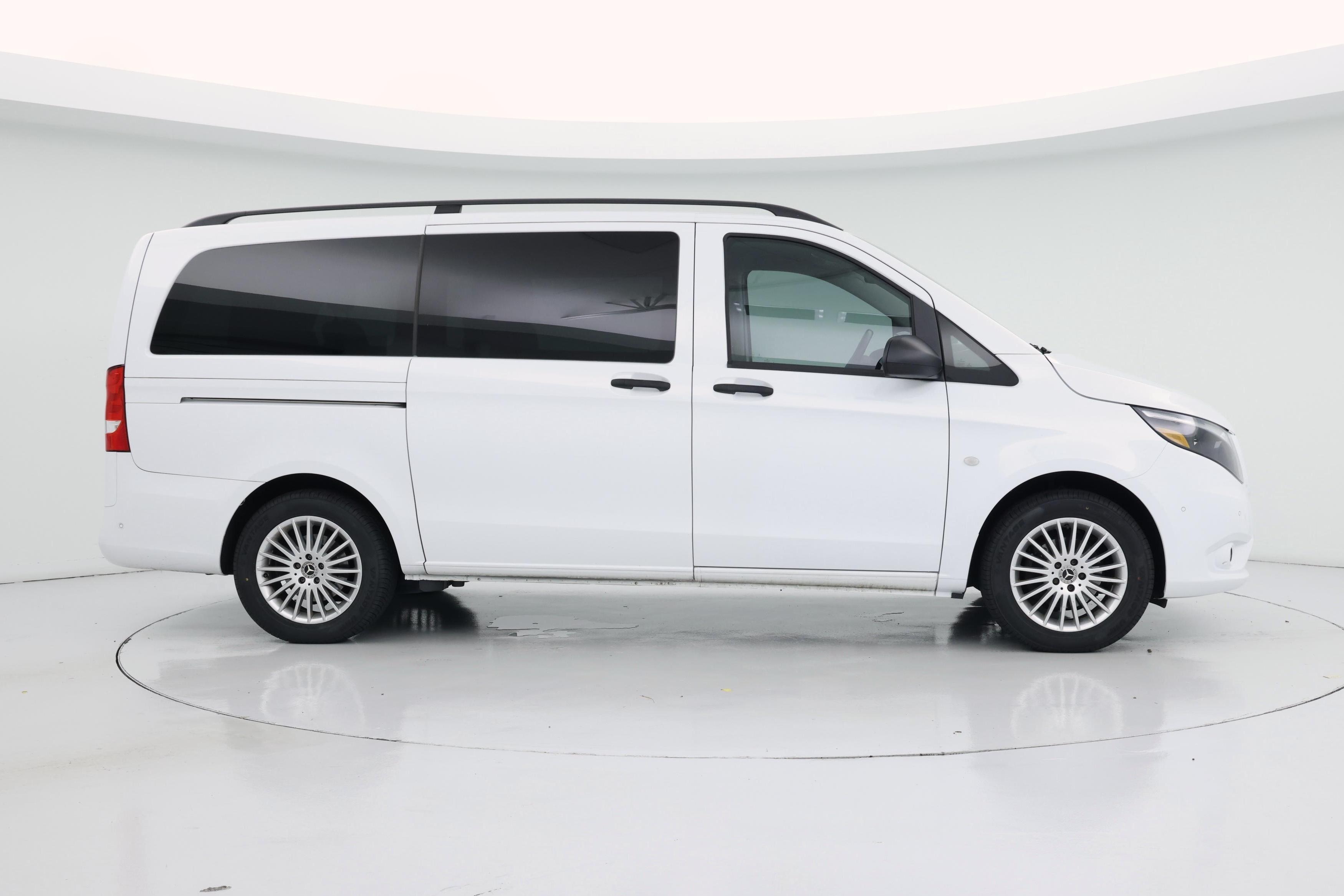Thumbnail: 2022 Mercedes-Benz Metris - 7