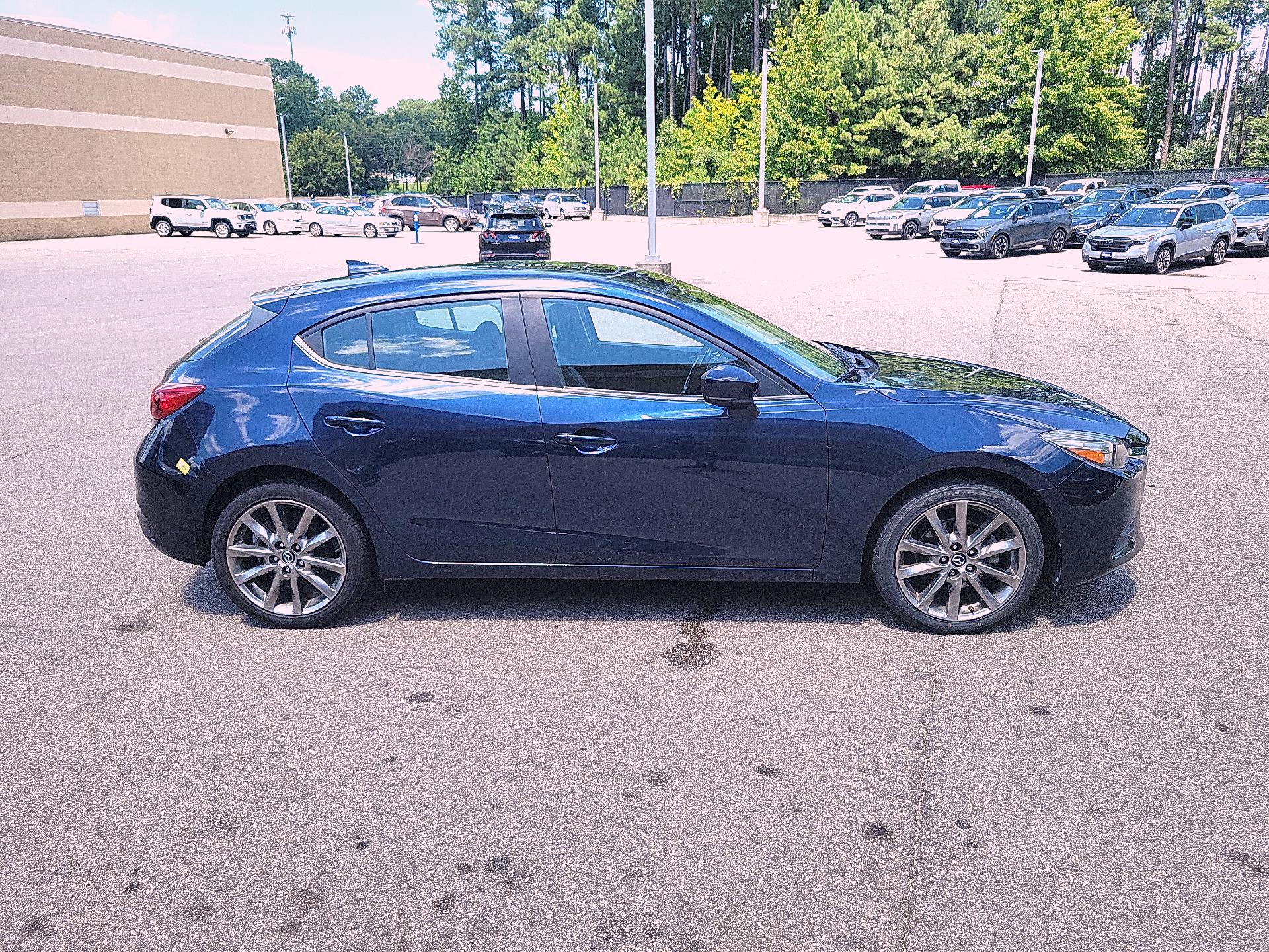 Thumbnail: 2018 Mazda Mazda3 - 4