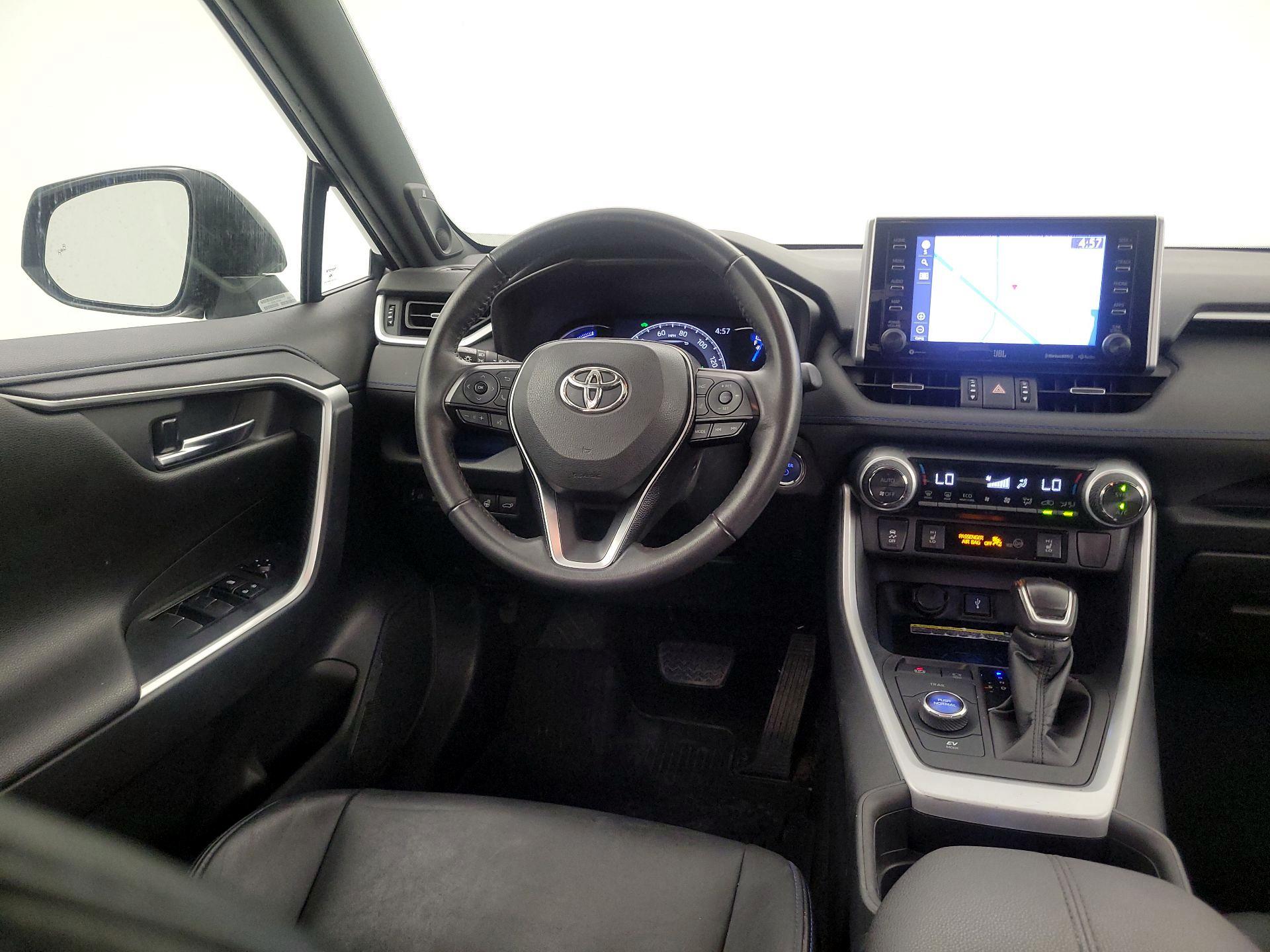 Thumbnail: 2021 Toyota RAV4 - 10