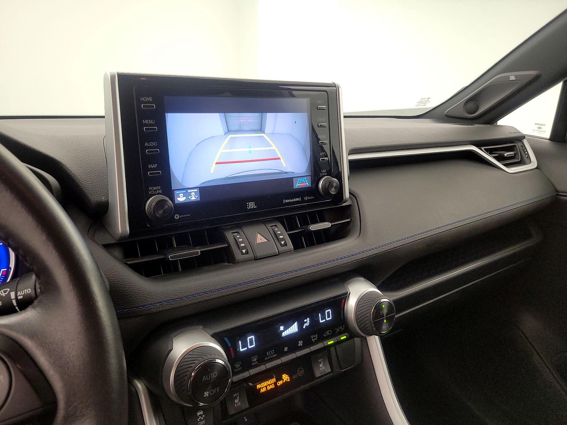 Thumbnail: 2021 Toyota RAV4 - 15