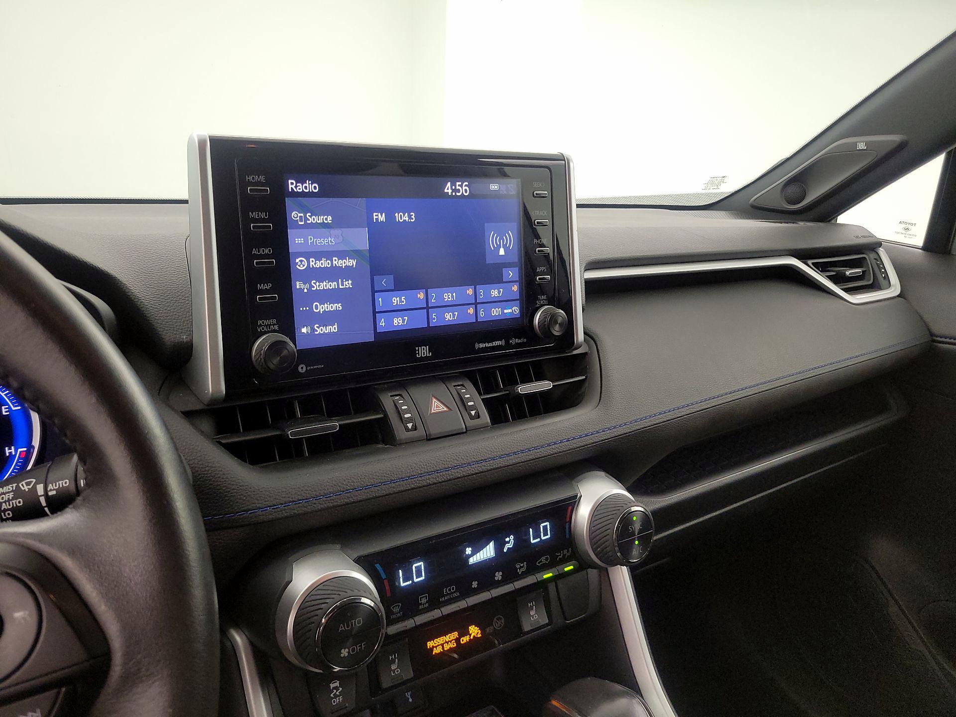 Thumbnail: 2021 Toyota RAV4 - 16
