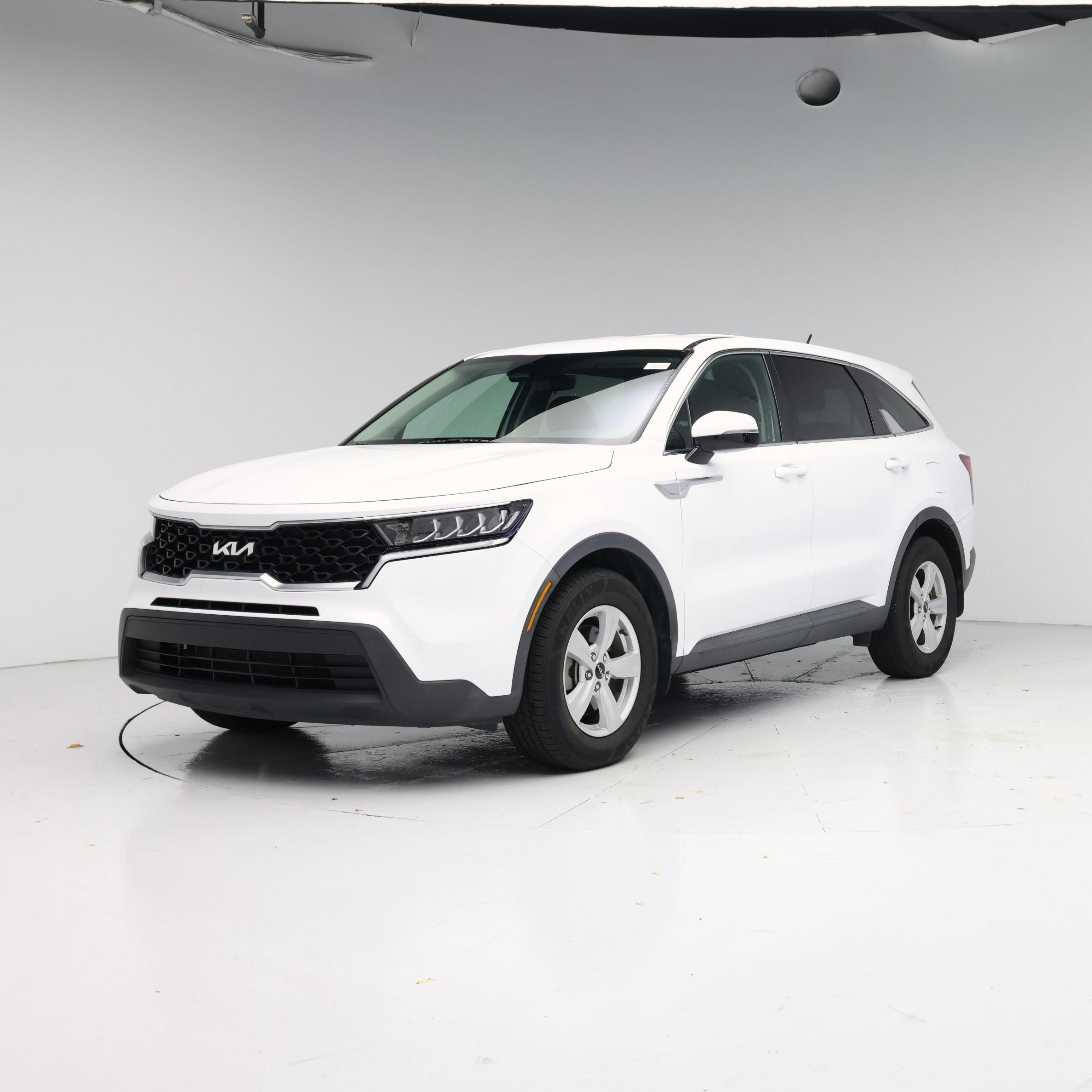 Thumbnail: 2023 Kia Sorento - 4