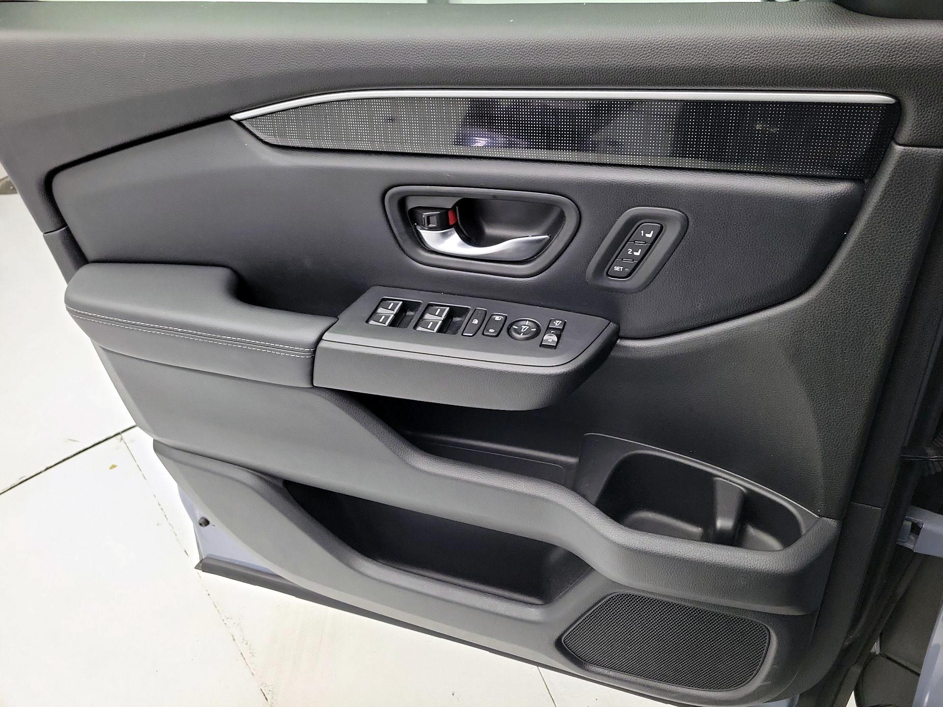 Thumbnail: 2024 Honda Pilot - 12