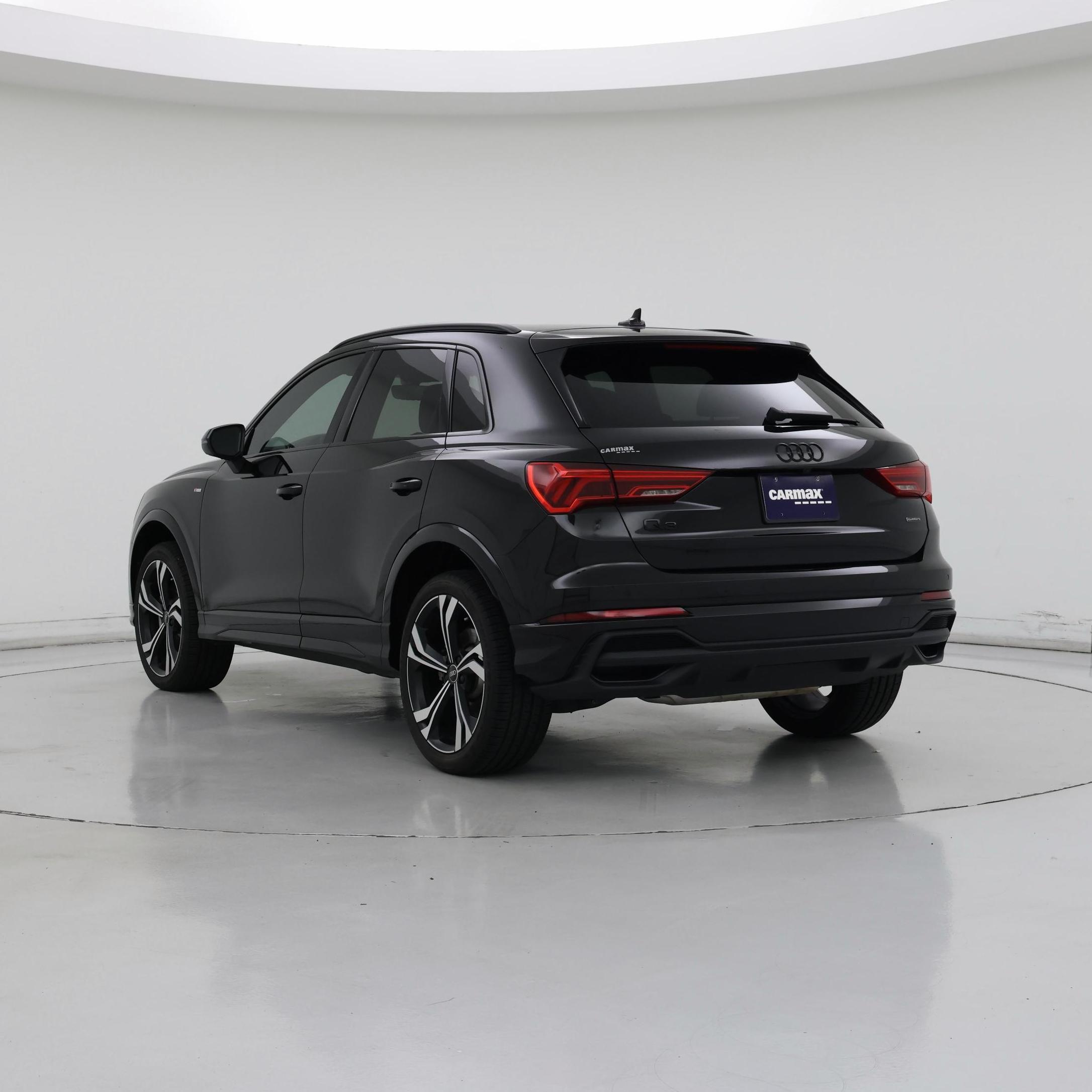 Thumbnail: 2024 Audi Q3 - 2