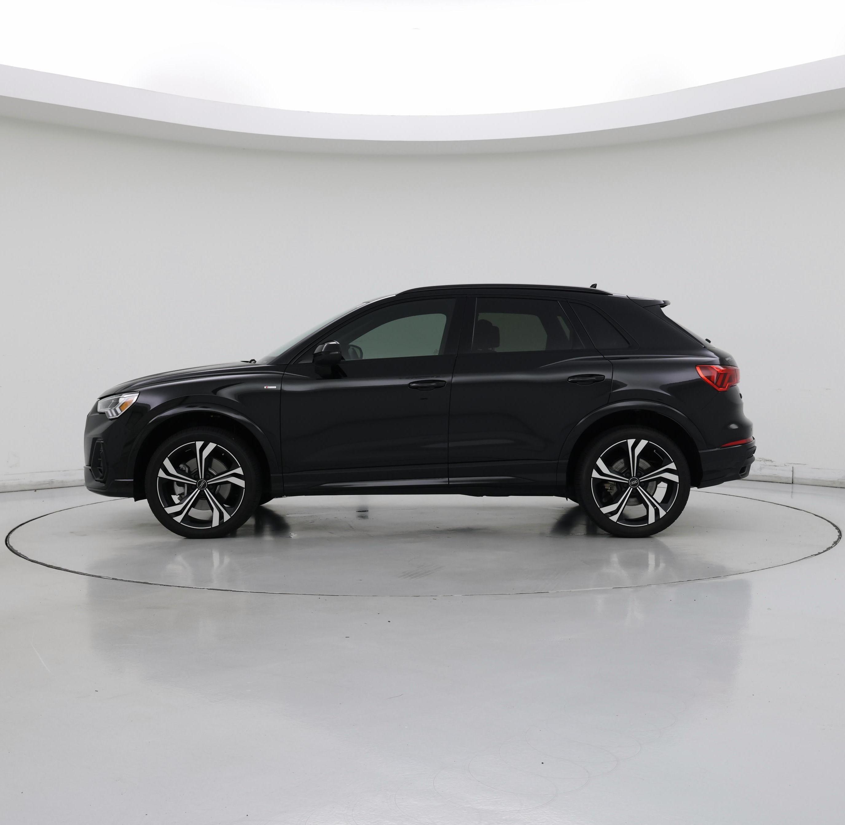 Thumbnail: 2024 Audi Q3 - 3