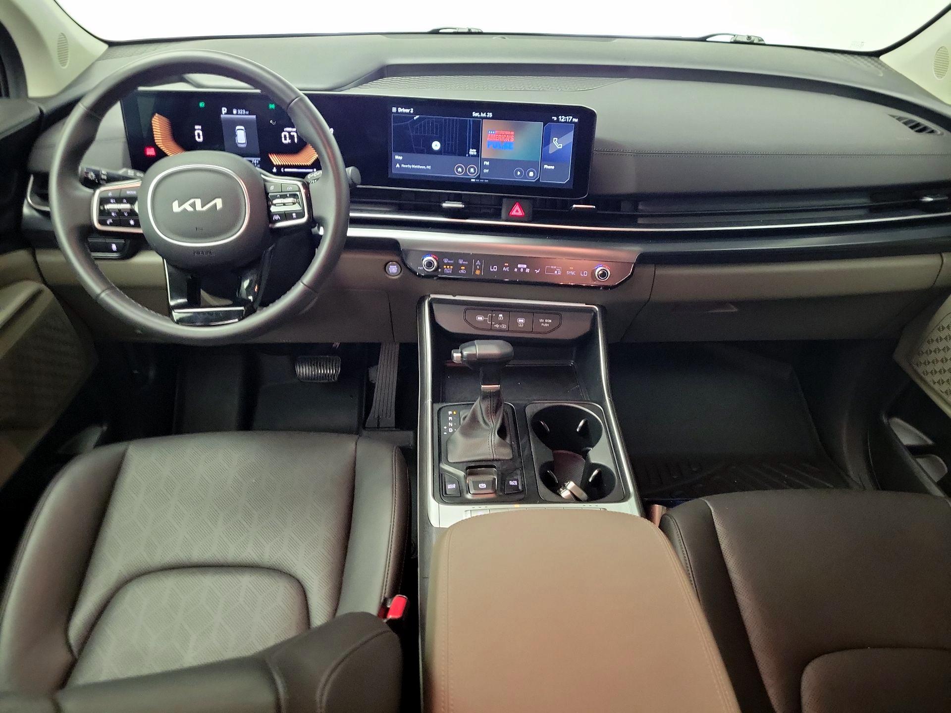 Thumbnail: 2025 Kia Carnival - 9