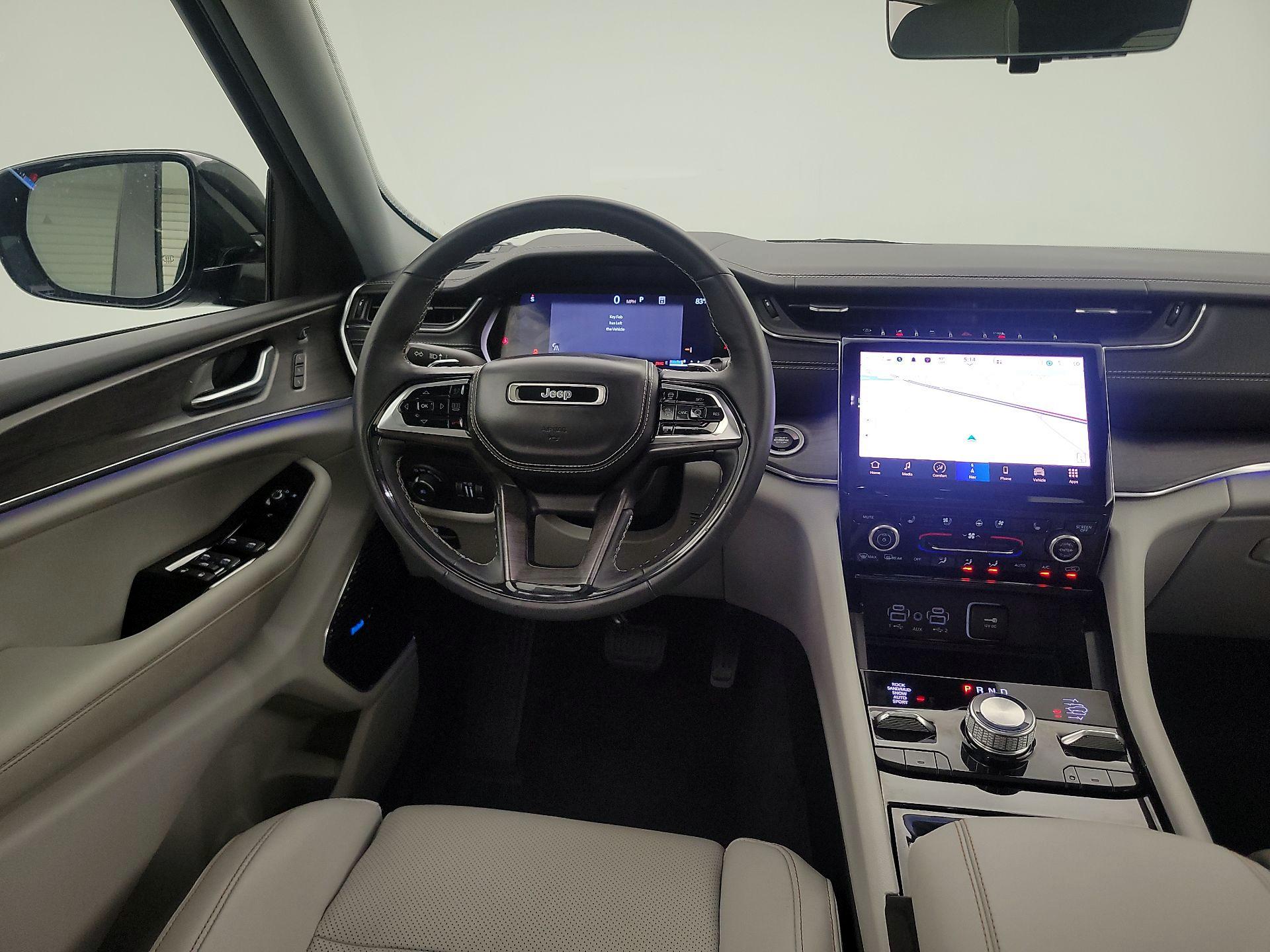 Thumbnail: 2023 Jeep Grand Cherokee - 10