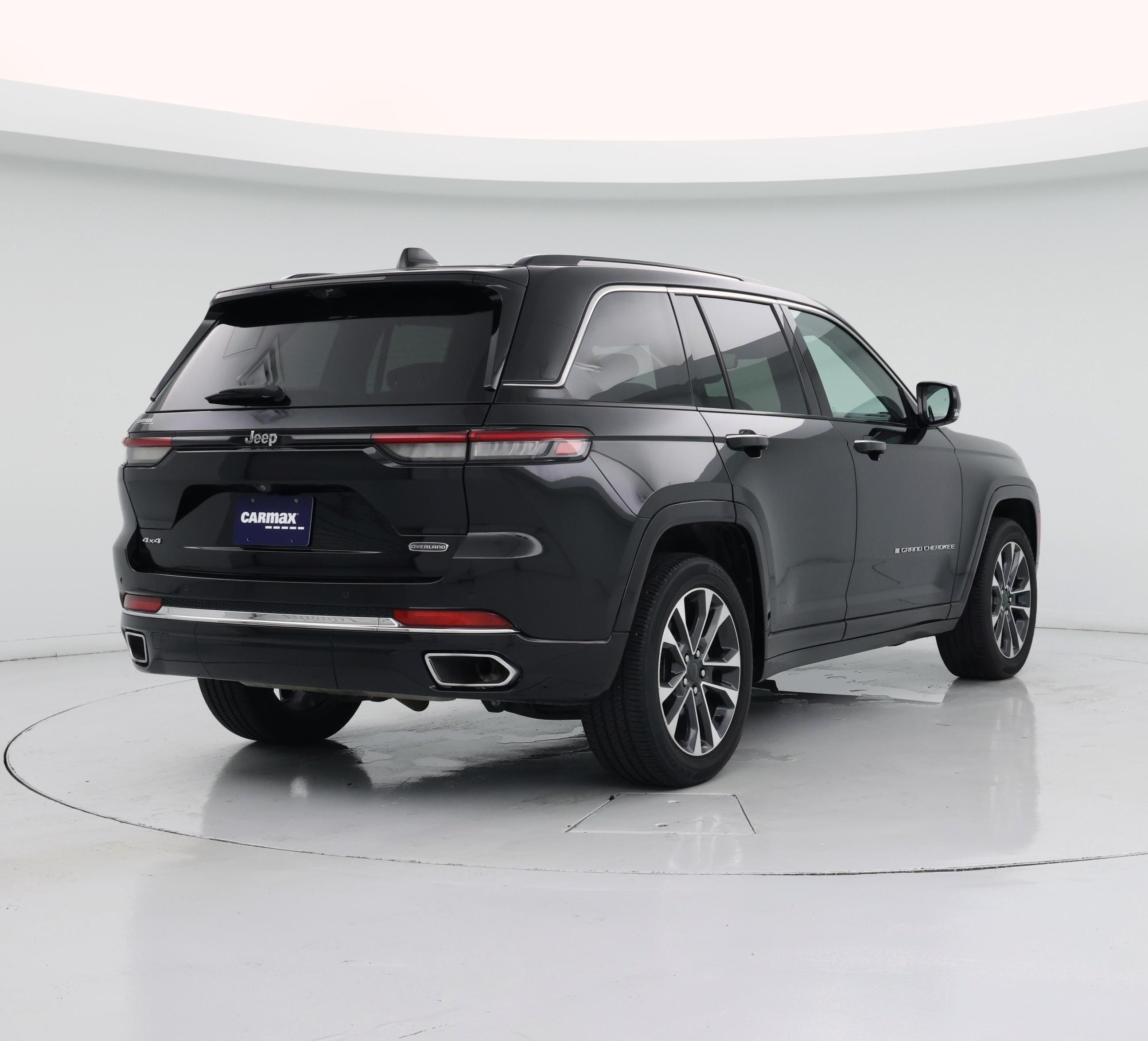 Thumbnail: 2023 Jeep Grand Cherokee - 8