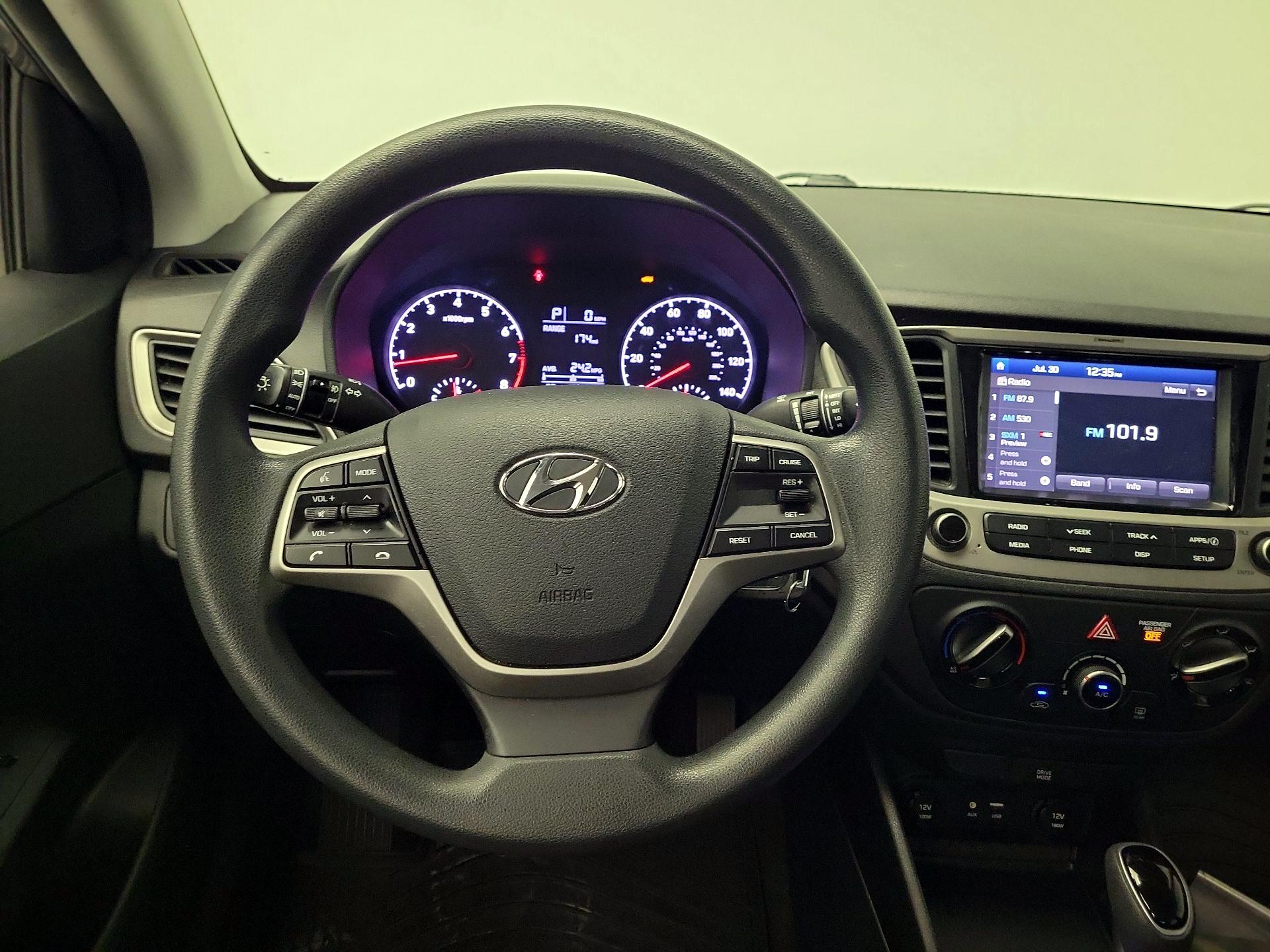 Thumbnail: 2019 Hyundai Accent - 10