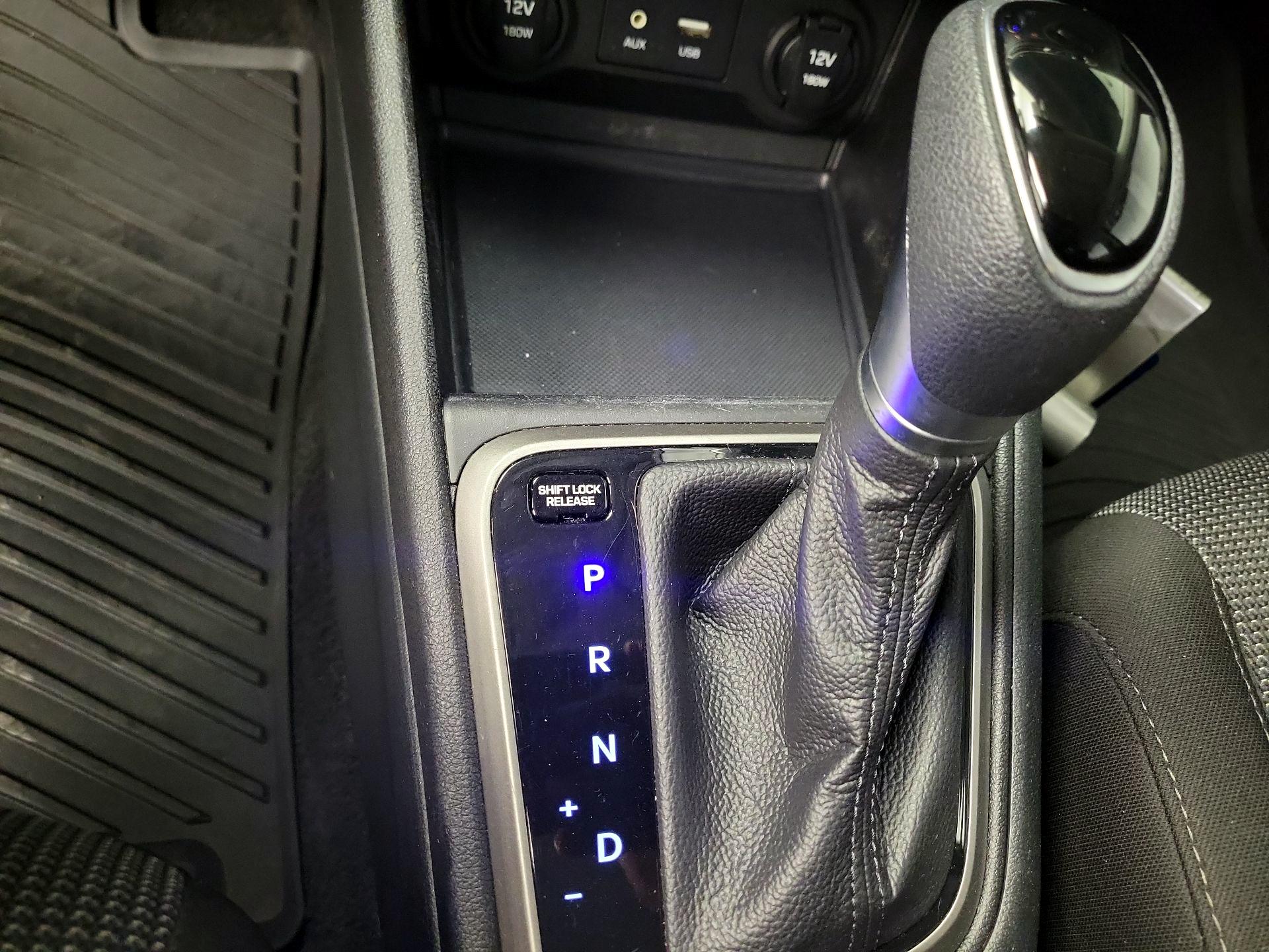 Thumbnail: 2019 Hyundai Accent - 17