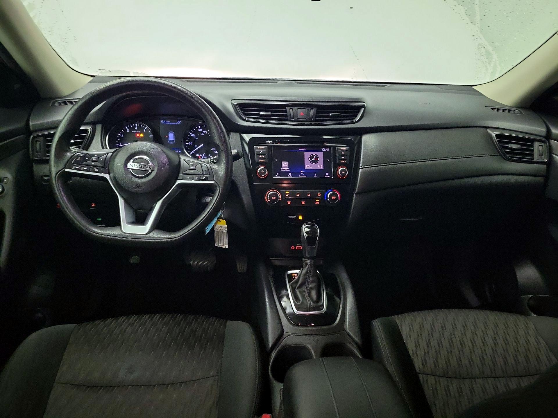 Thumbnail: 2020 Nissan Rogue - 9