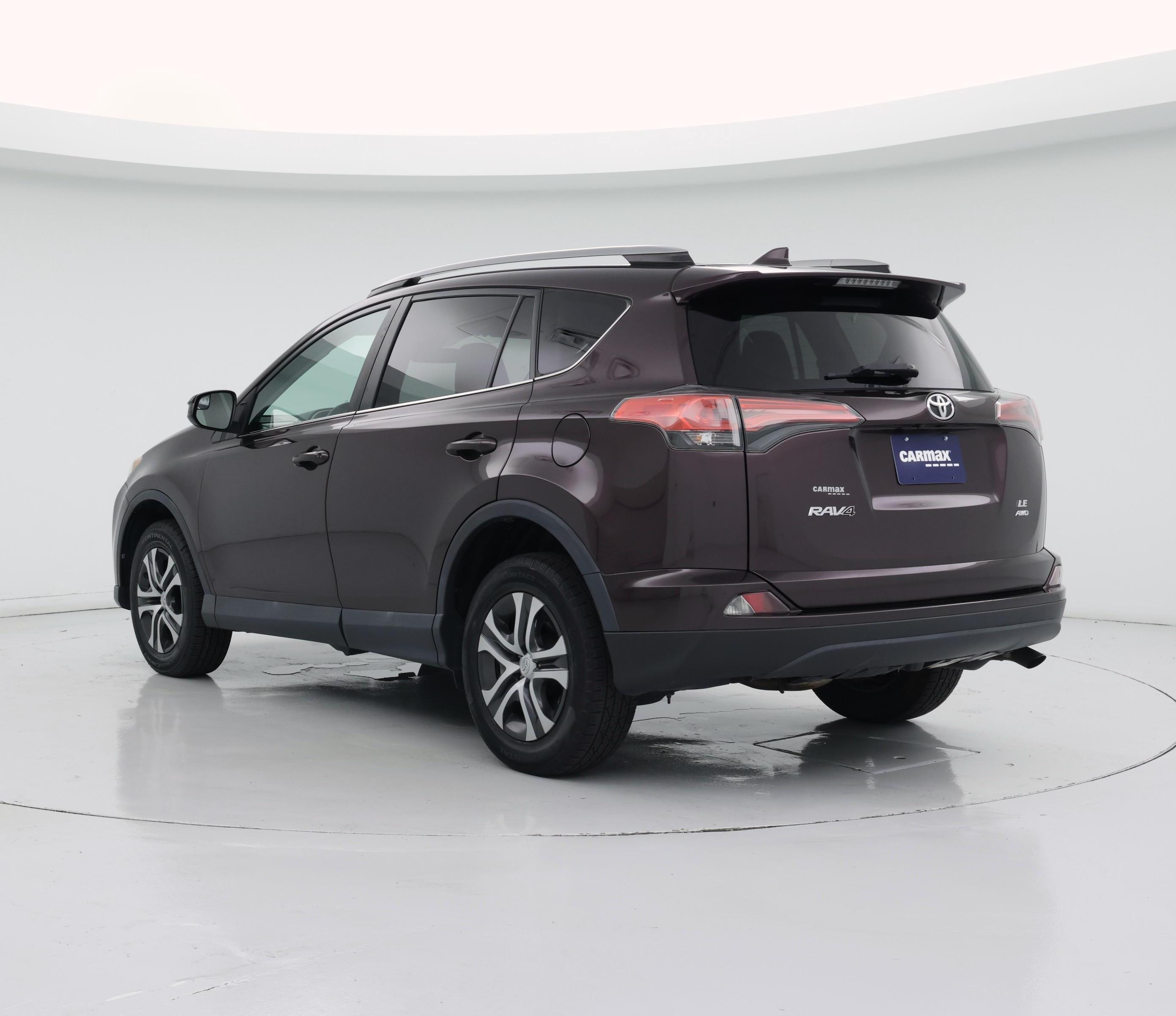 Thumbnail: 2017 Toyota RAV4 - 2