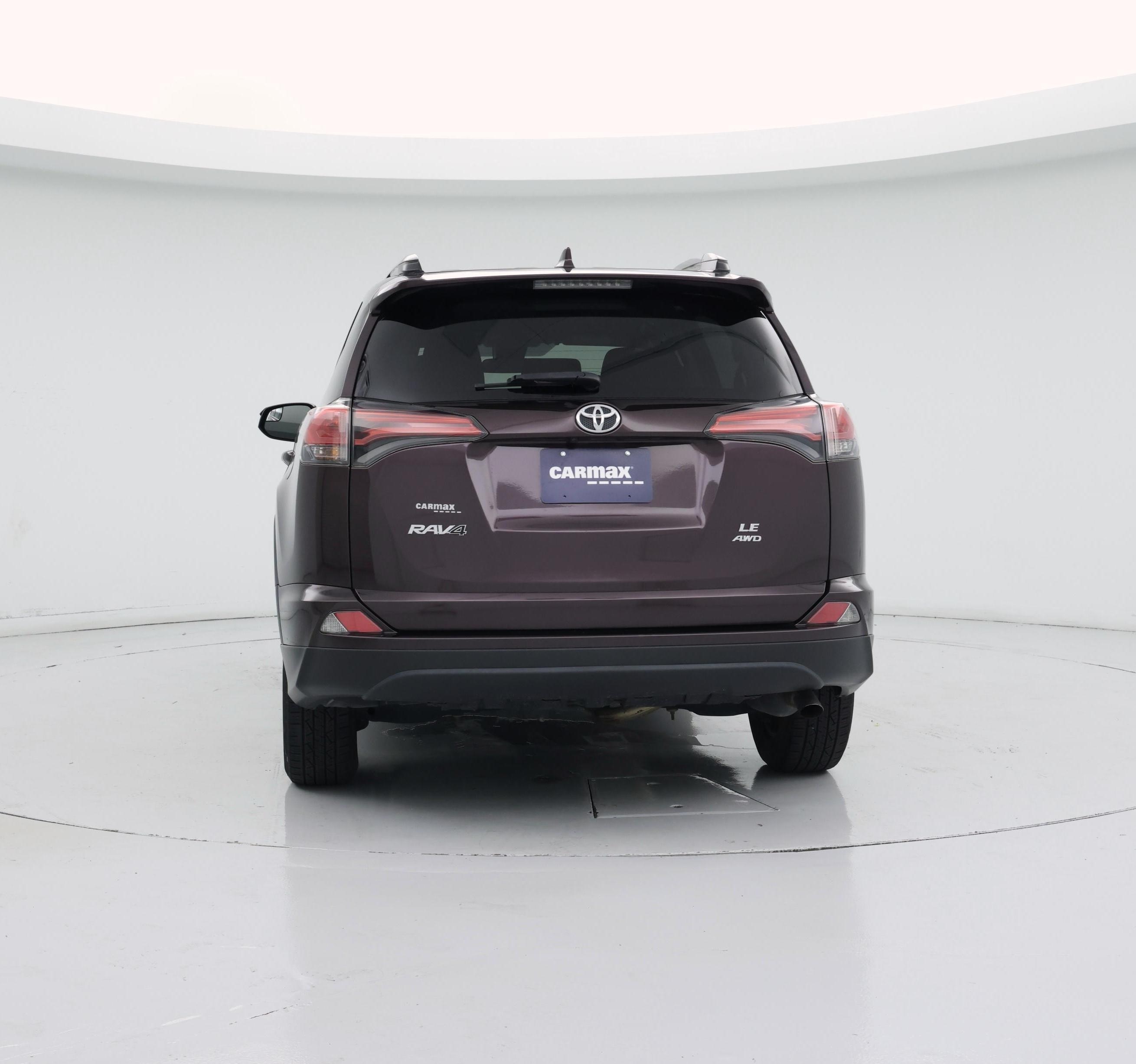 Thumbnail: 2017 Toyota RAV4 - 6