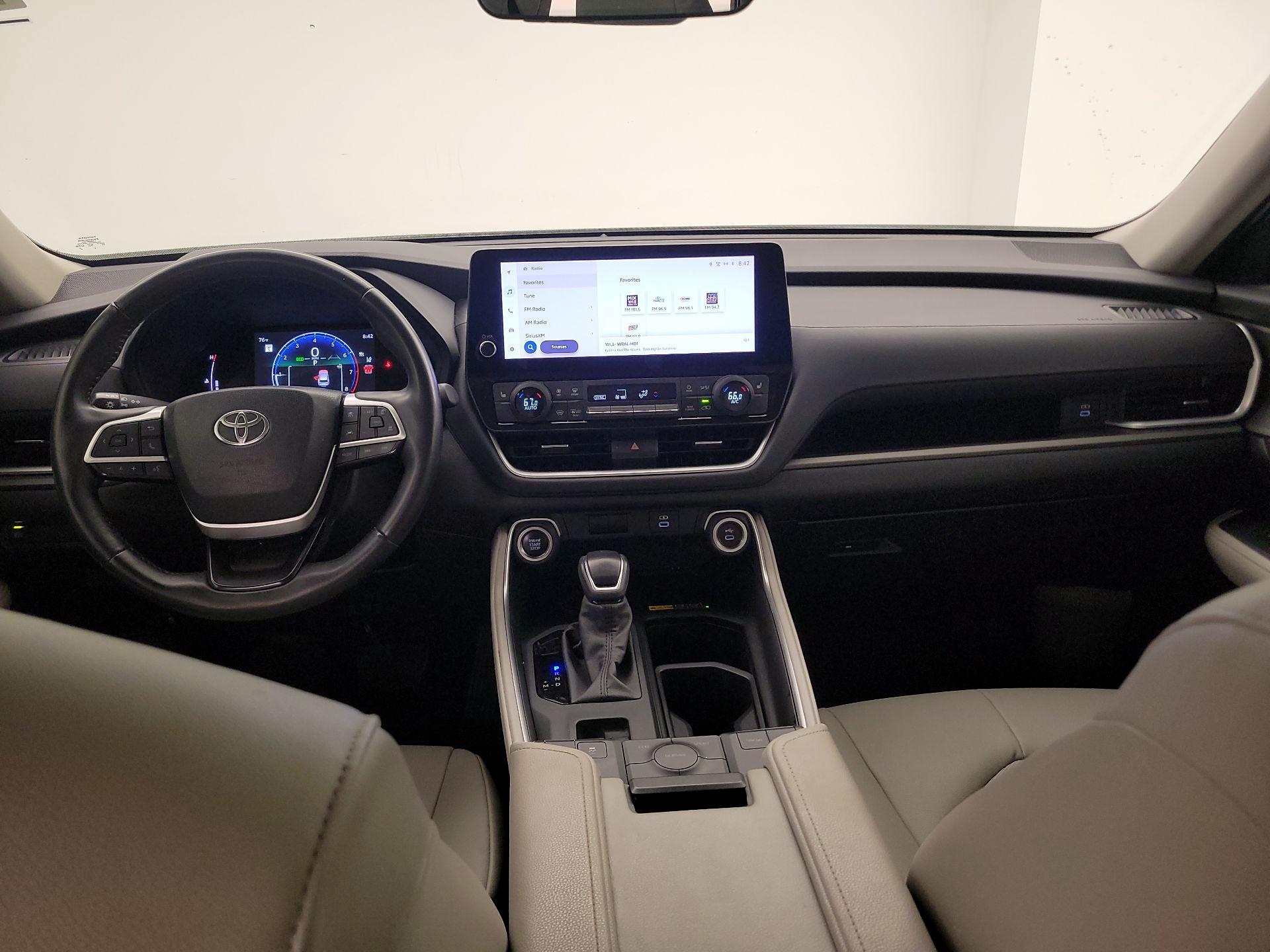 Thumbnail: 2024 Toyota Grand Highlander - 9