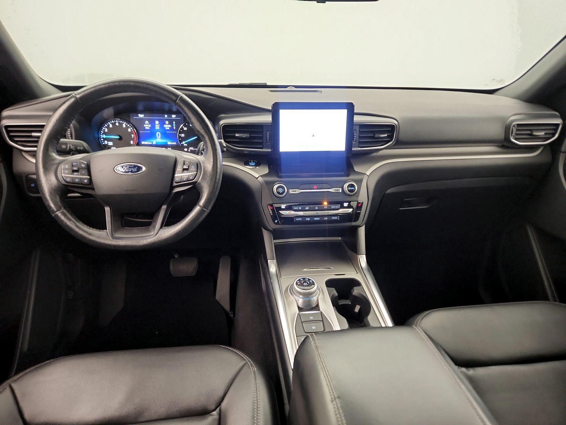 Thumbnail: 2020 Ford Explorer - 9