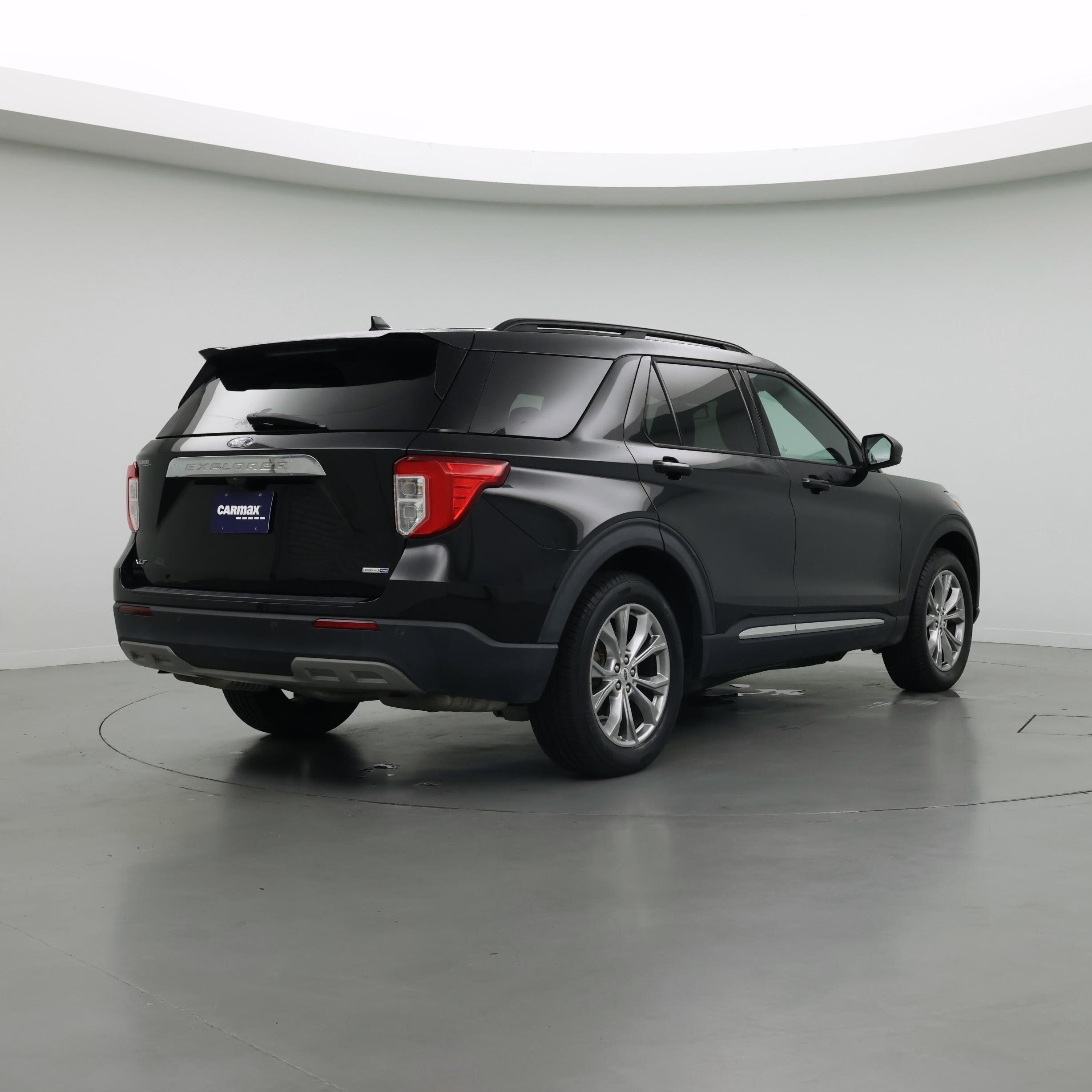 Thumbnail: 2020 Ford Explorer - 8