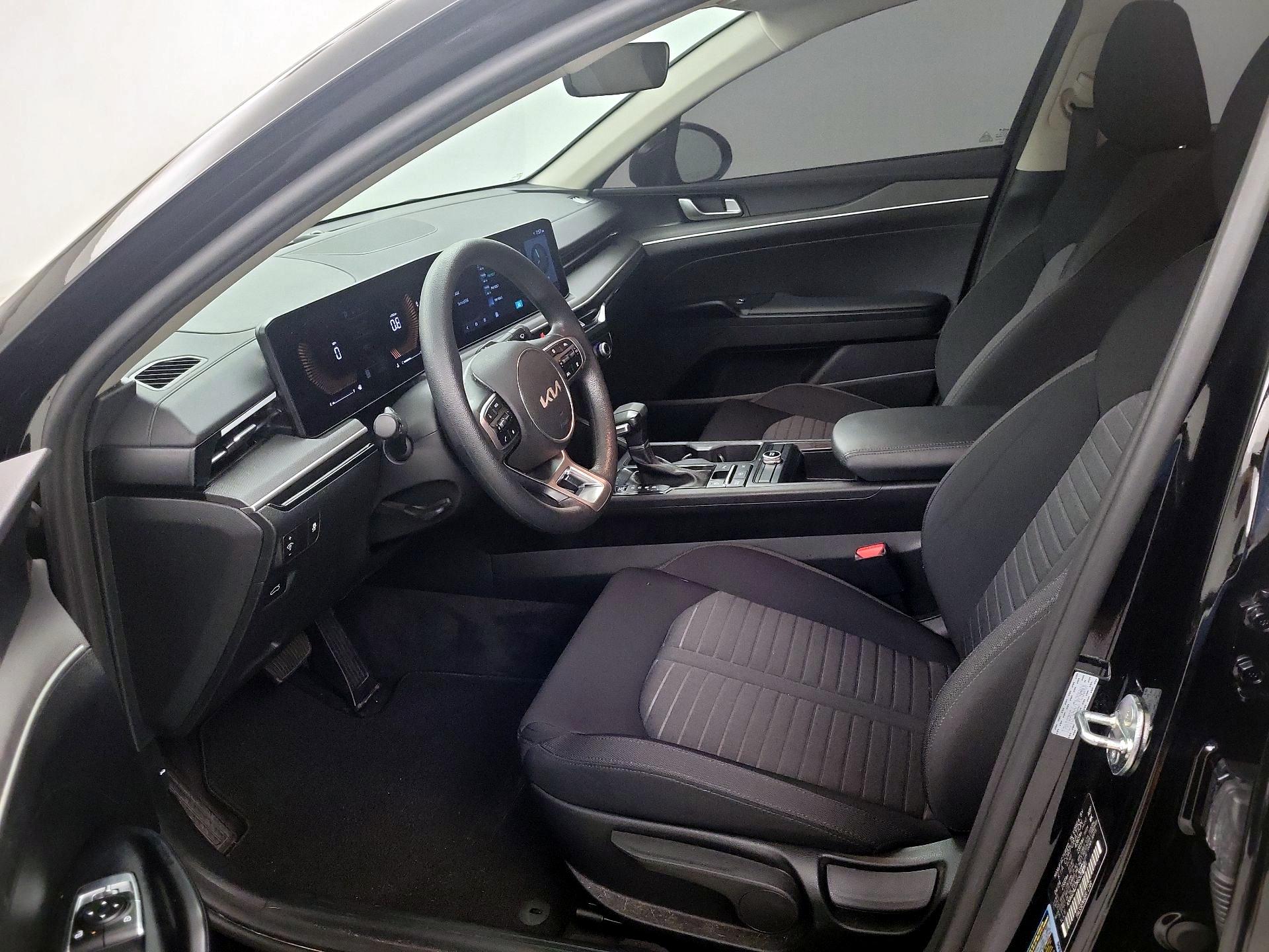 Thumbnail: 2025 Kia K5 - 11