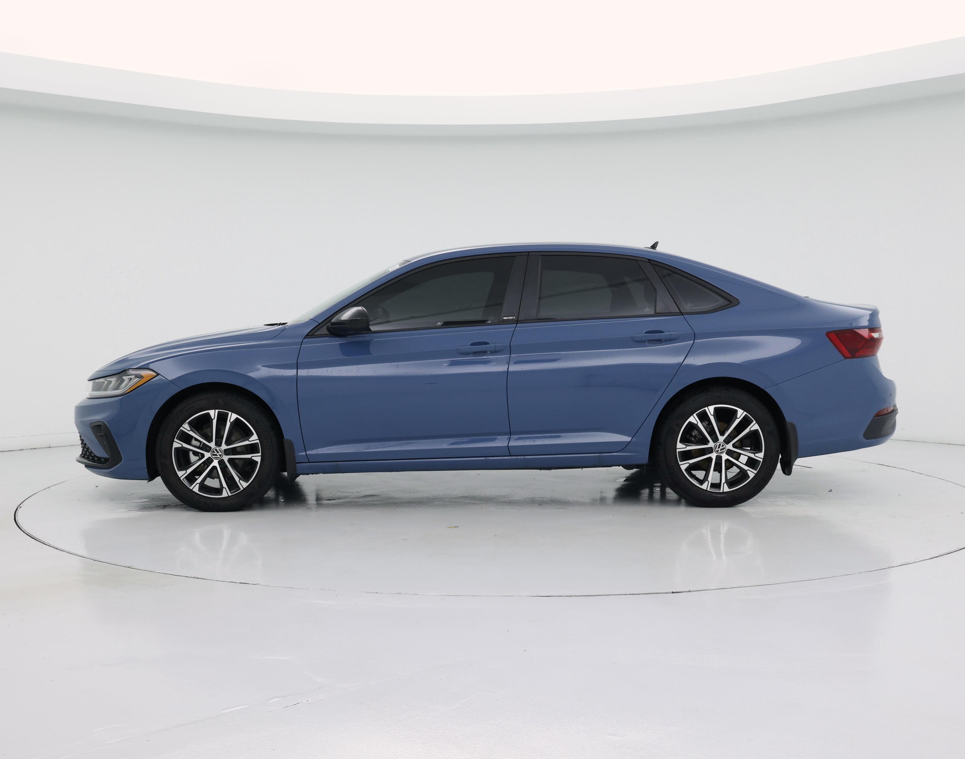 Thumbnail: 2025 Volkswagen Jetta - 3