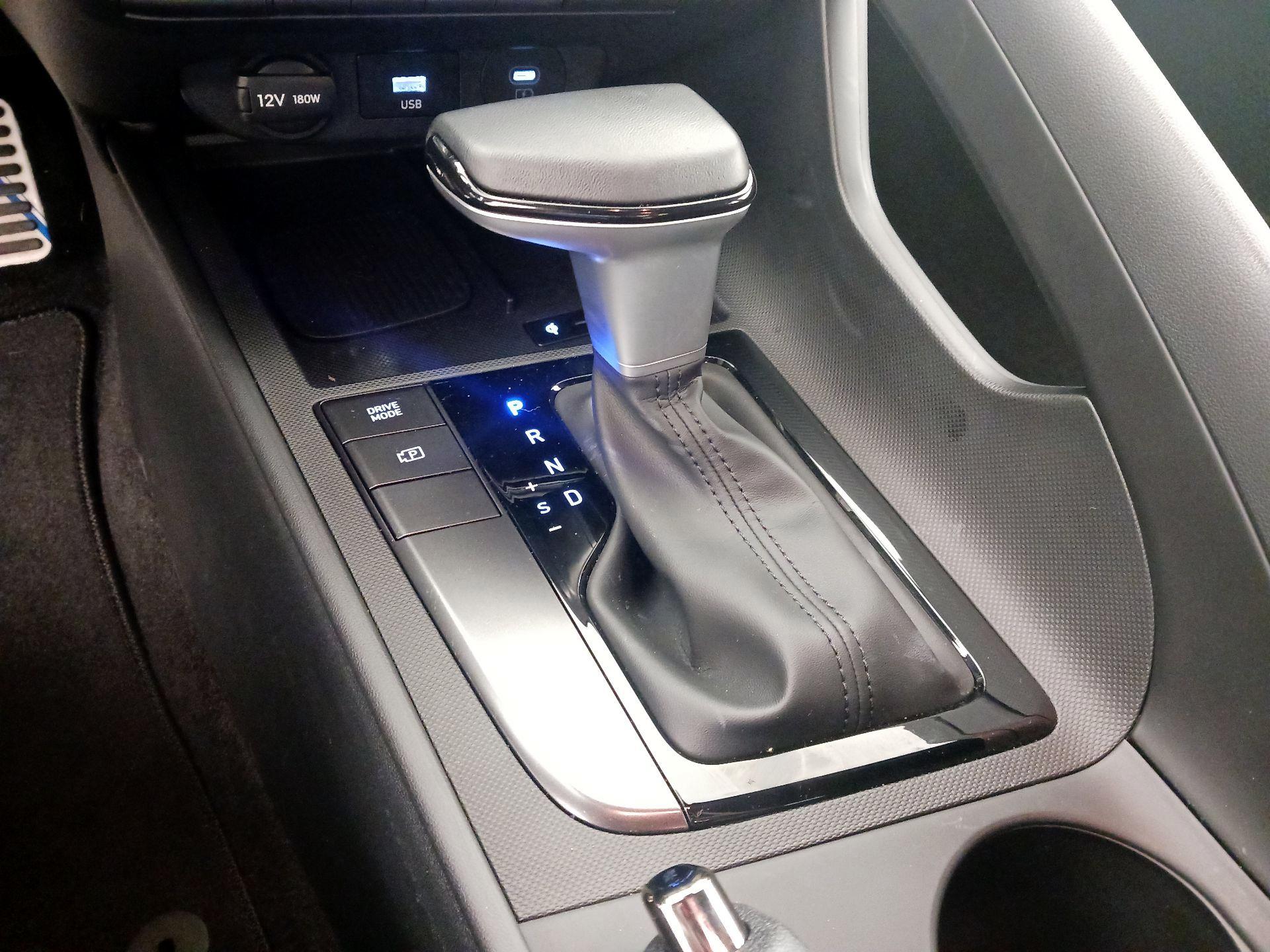 Thumbnail: 2025 Hyundai Elantra - 17