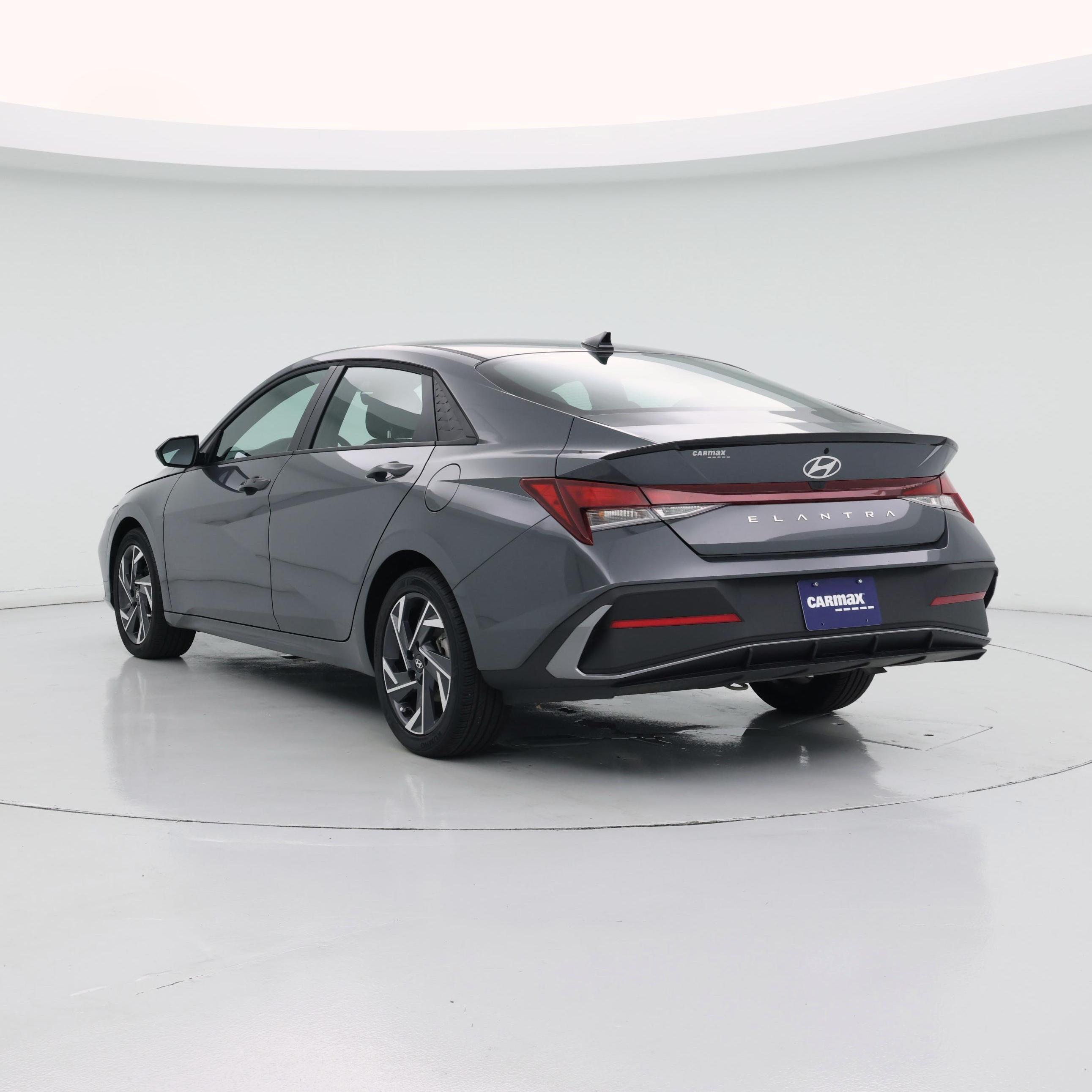 Thumbnail: 2025 Hyundai Elantra - 2