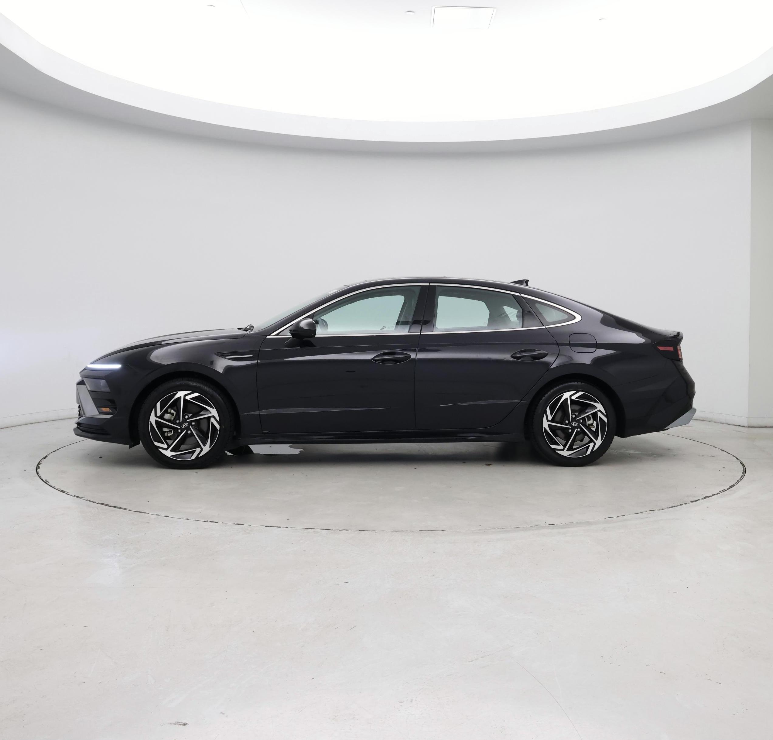 Thumbnail: 2024 Hyundai Sonata - 3