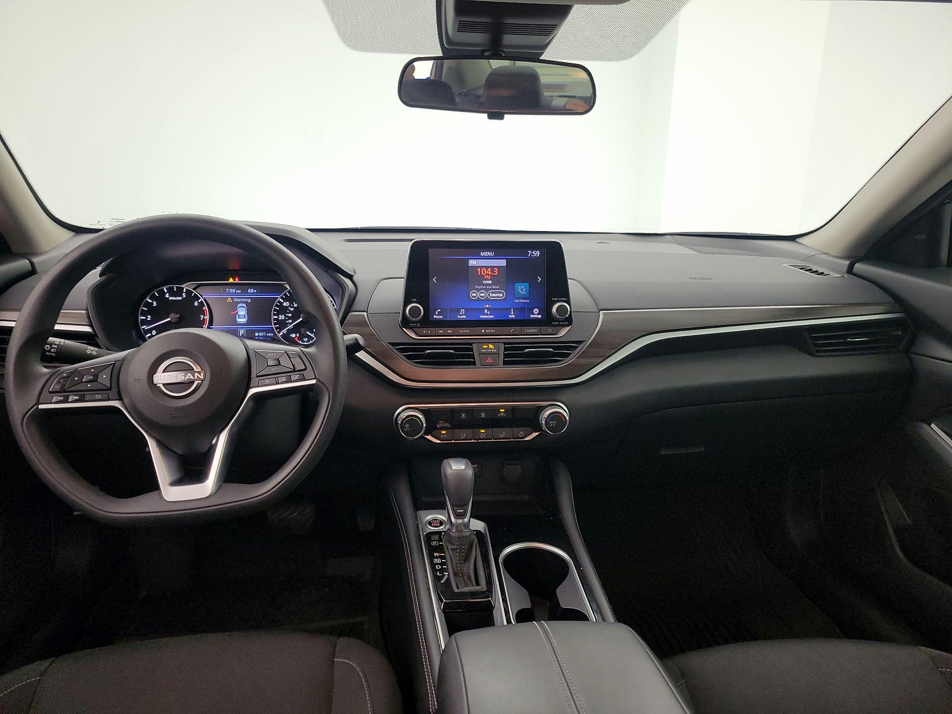 Thumbnail: 2023 Nissan Altima - 9